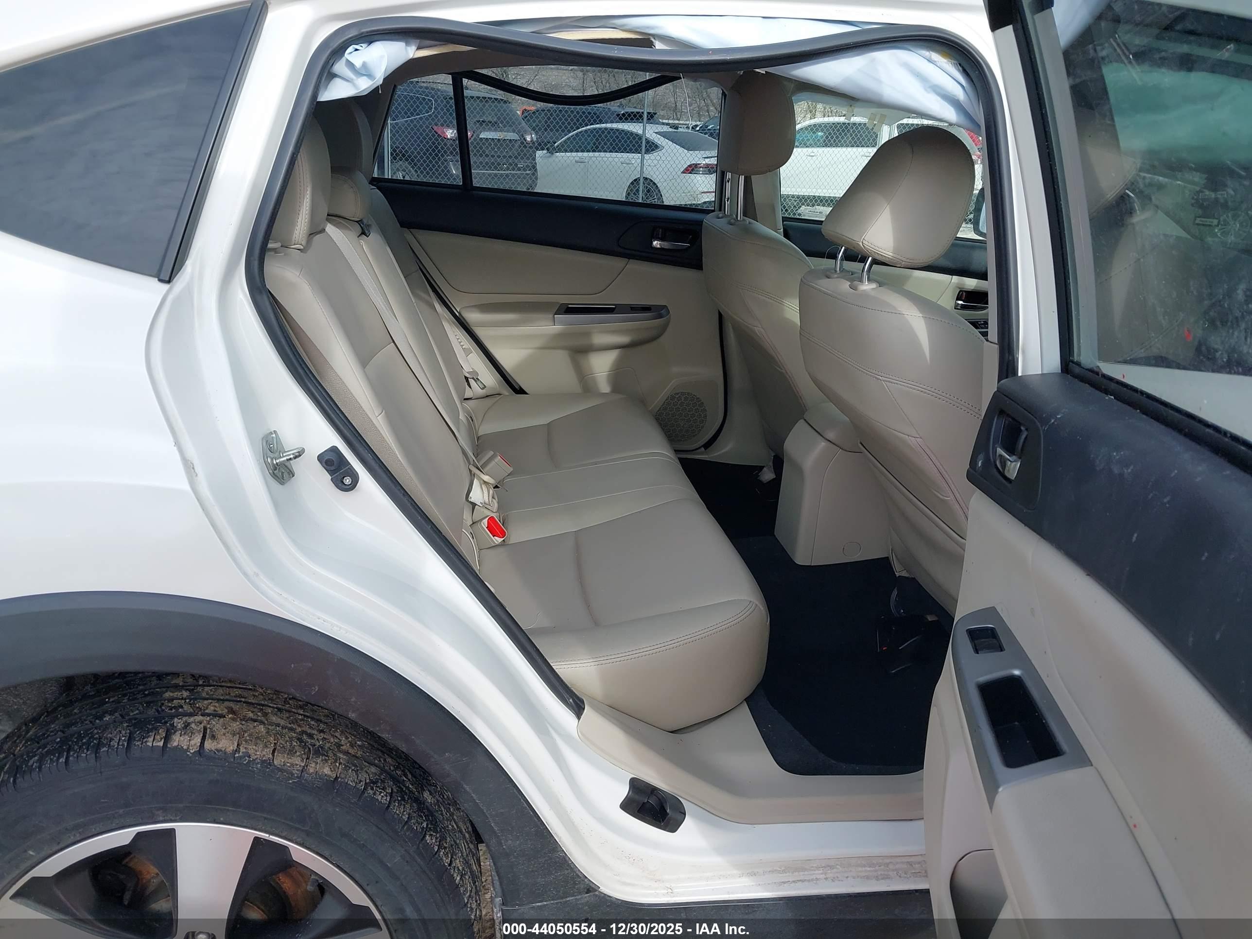 SUBARU XV image 8