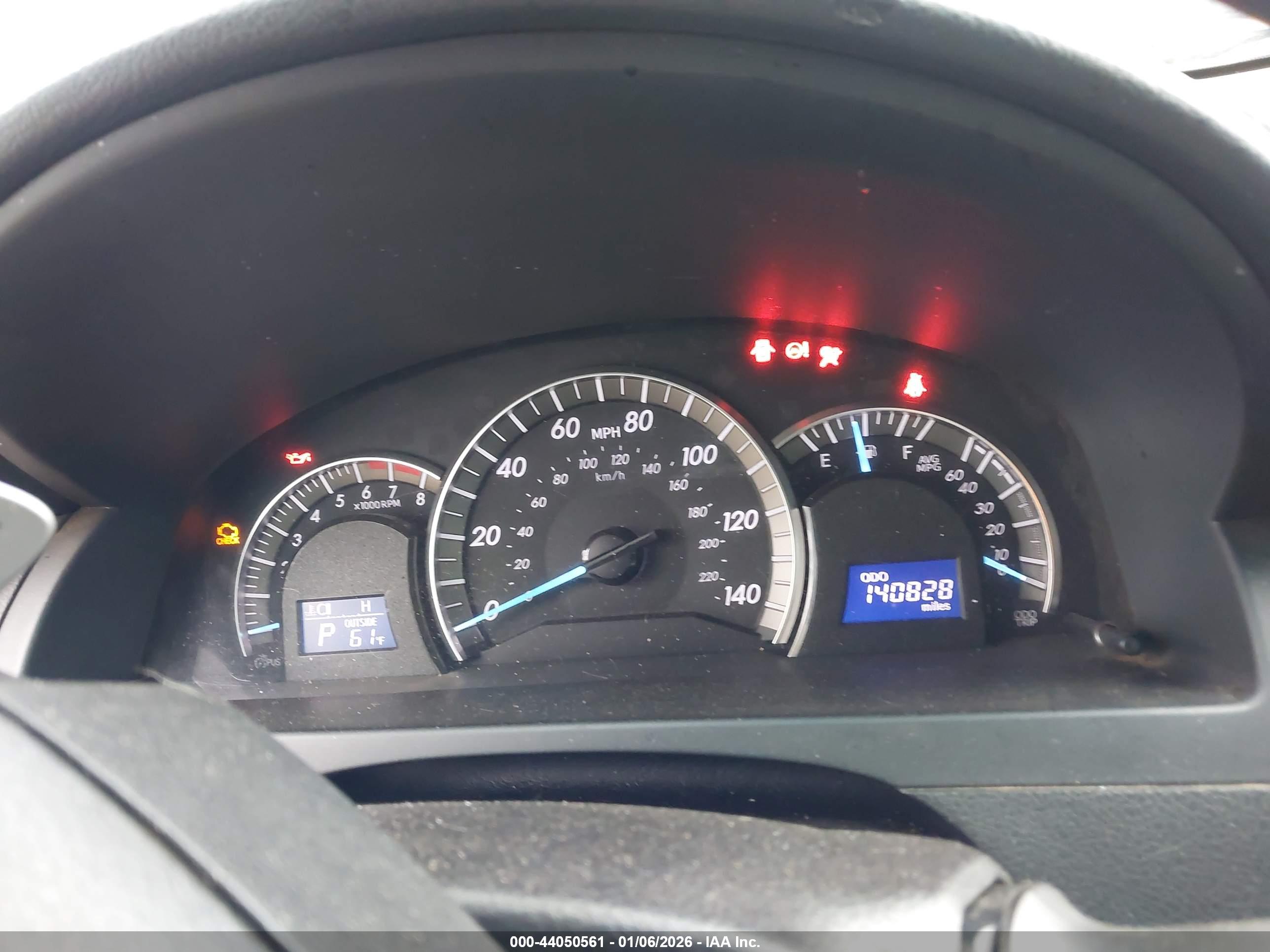 TOYOTA CAMRY image 7