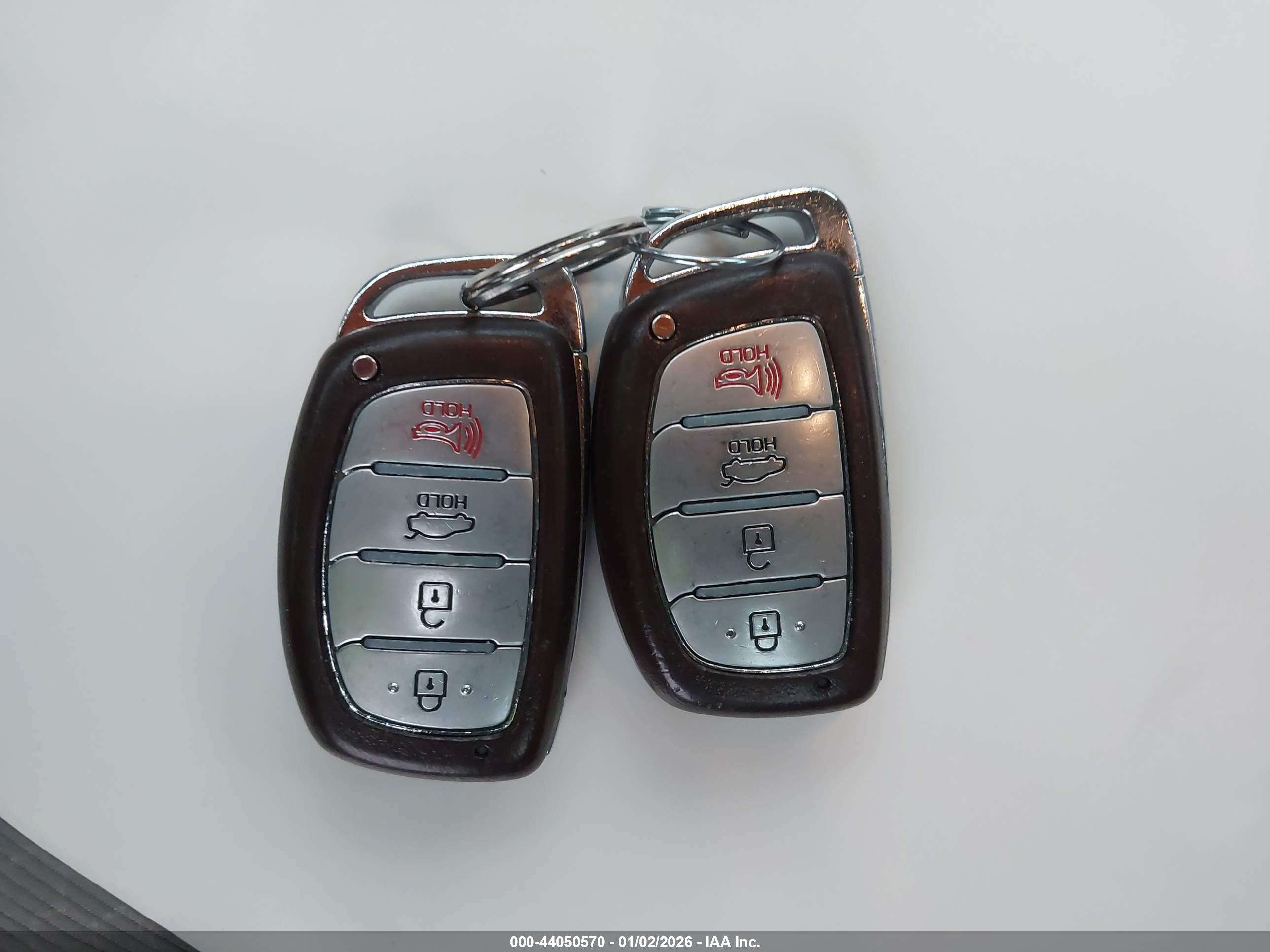 HYUNDAI ELANTRA image 11