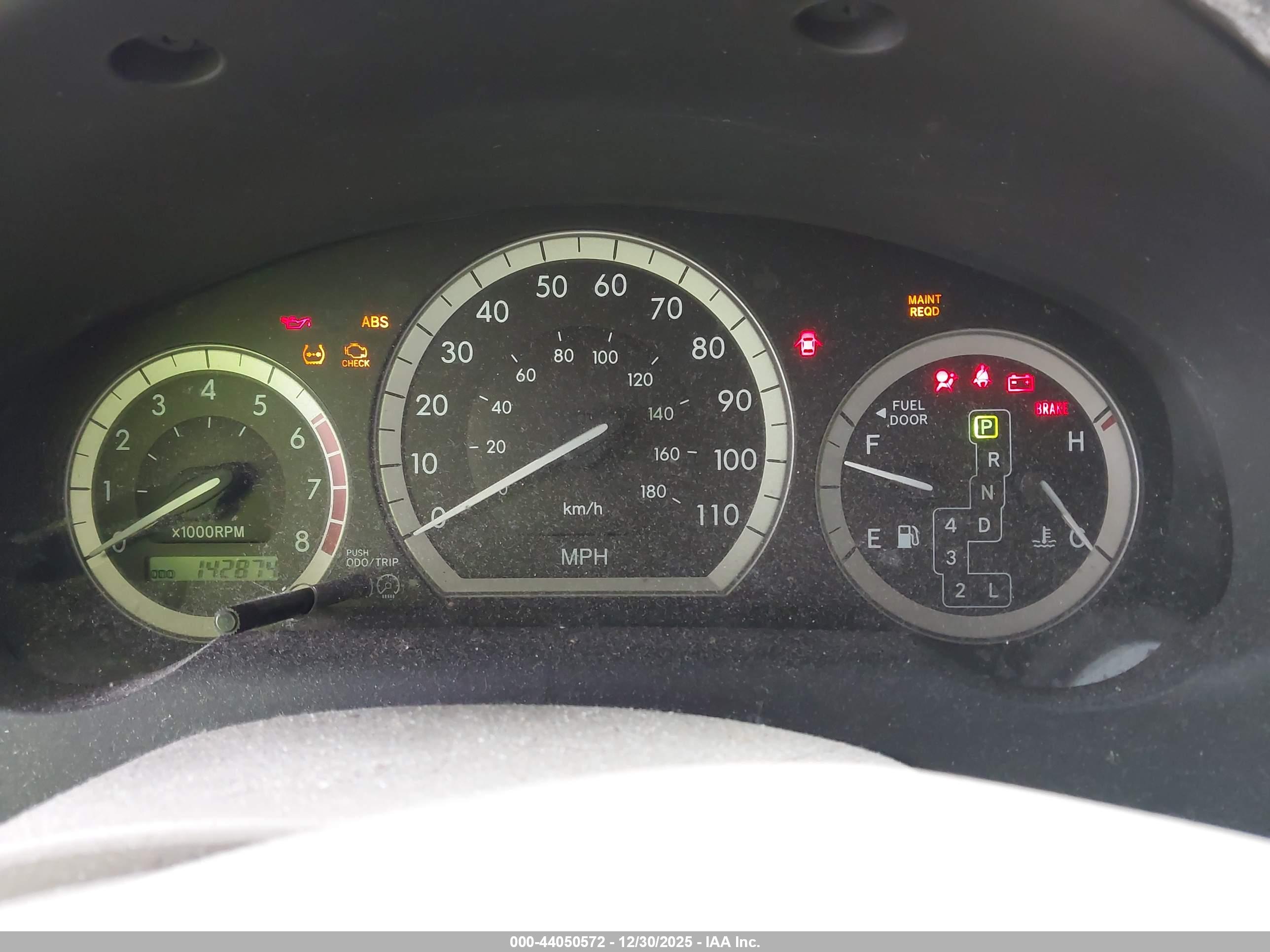 TOYOTA SIENNA image 7
