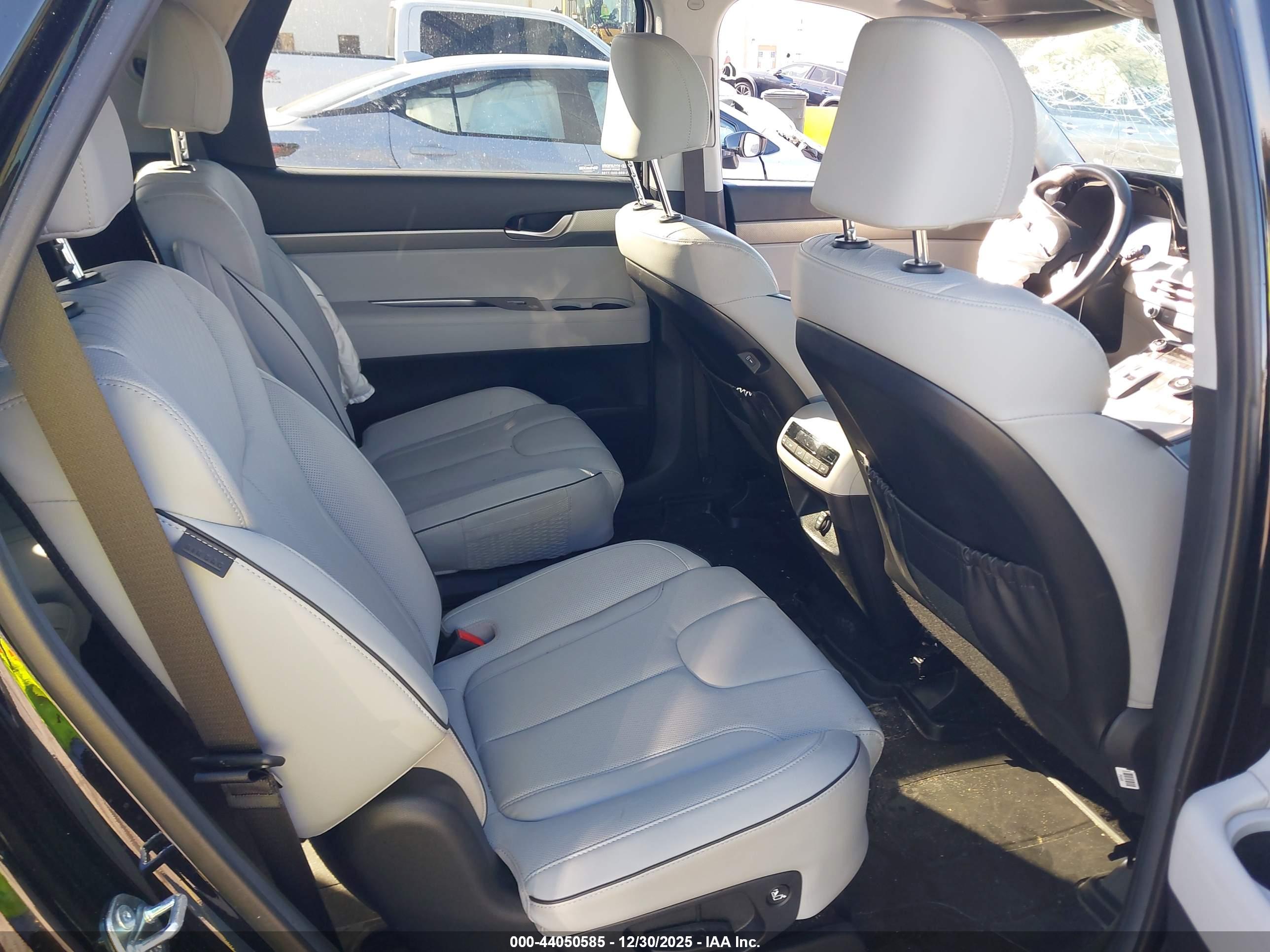 HYUNDAI PALISADE image 8