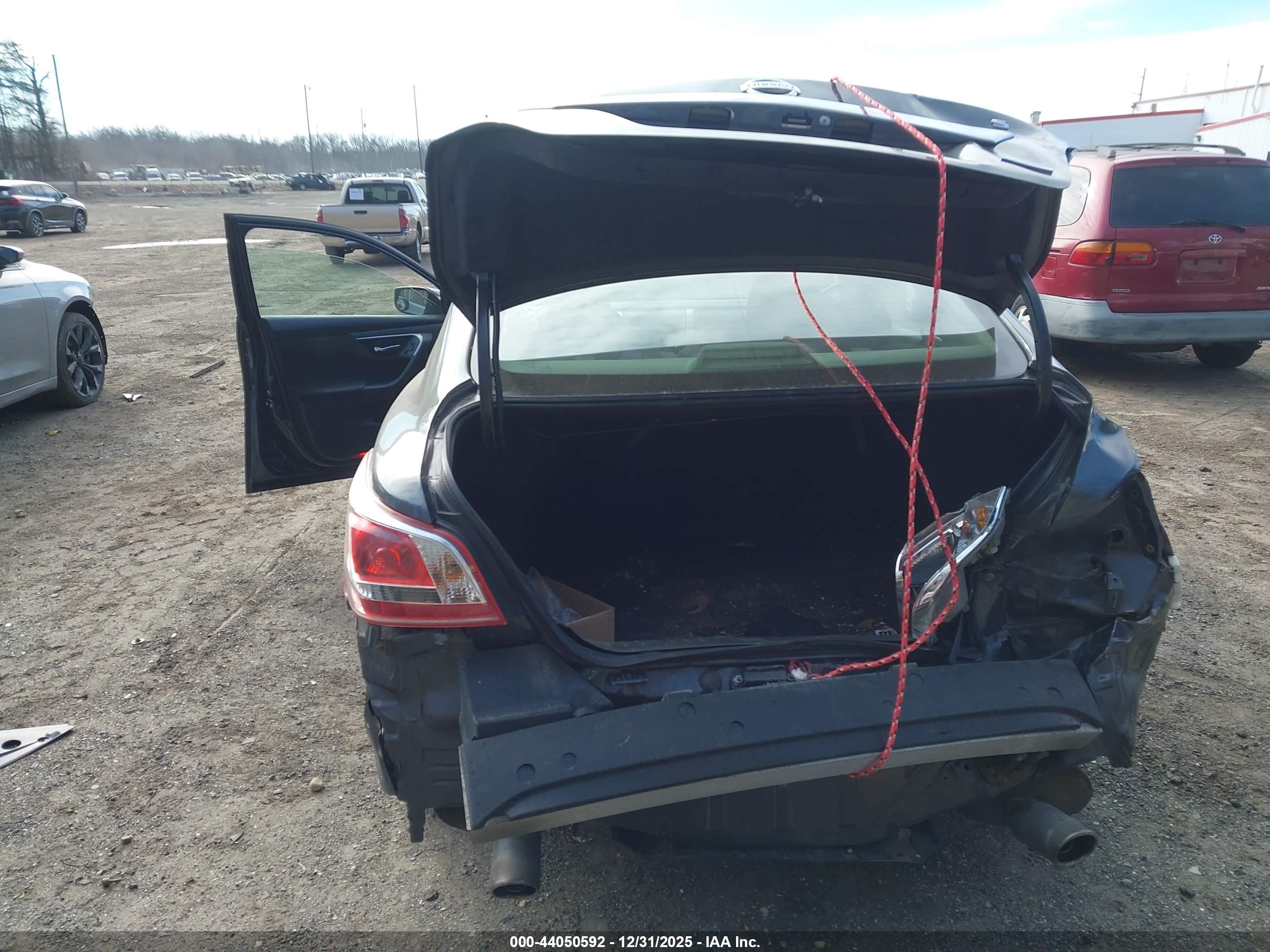 NISSAN ALTIMA image 6
