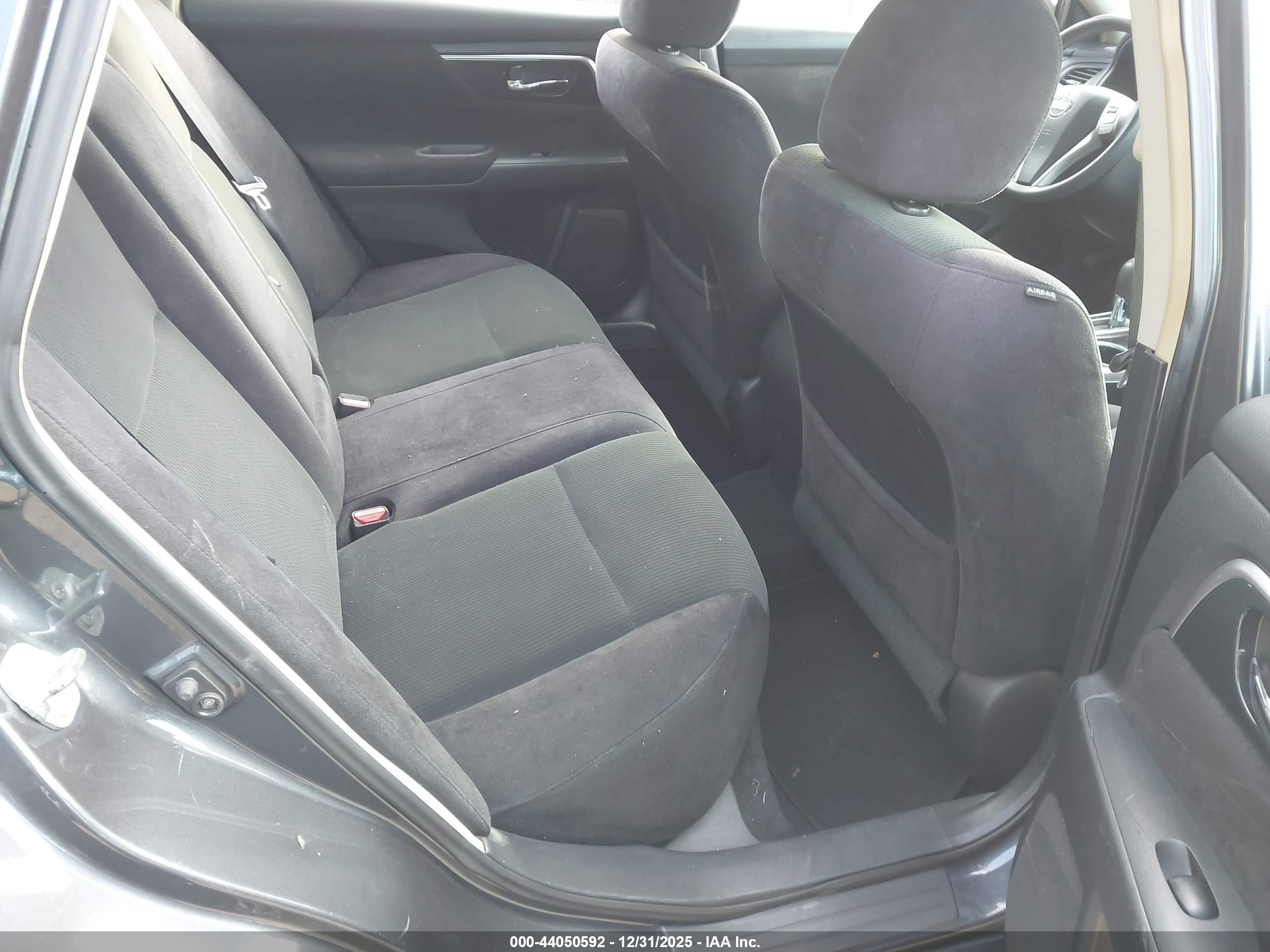 NISSAN ALTIMA image 8