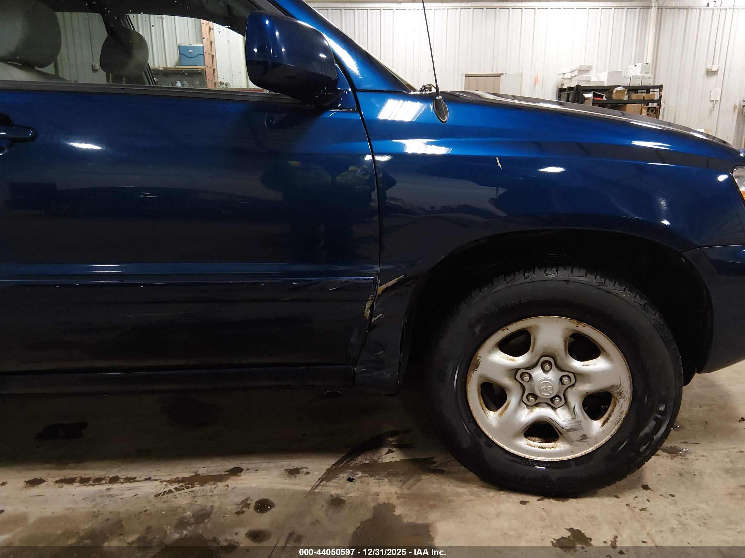 TOYOTA HIGHLANDER image 6