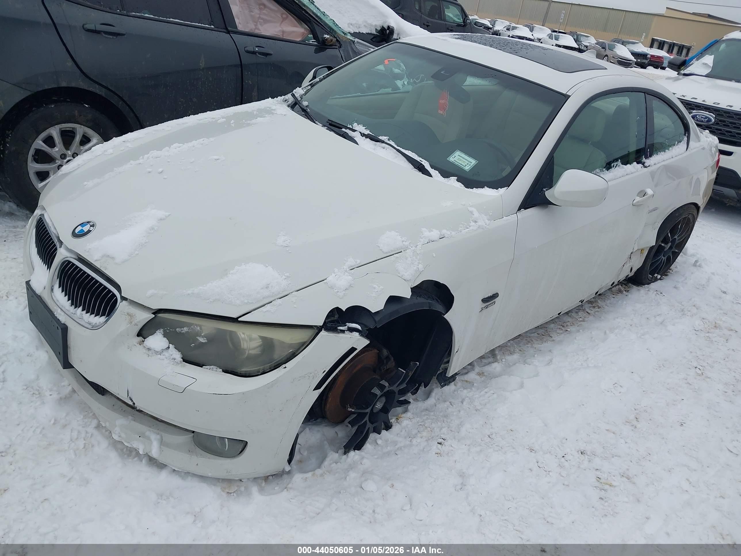 BMW 328I image 2