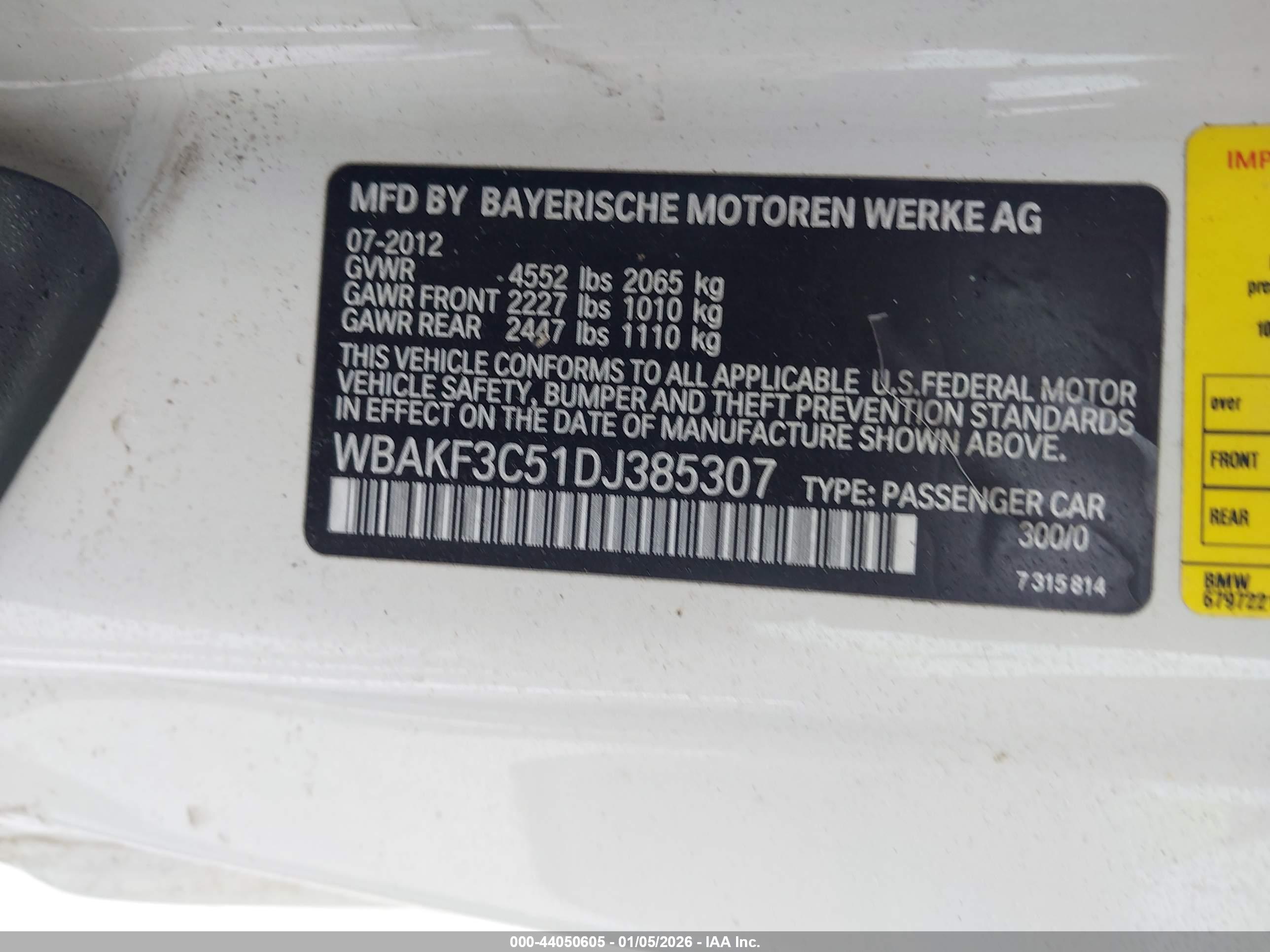 BMW 328I image 9