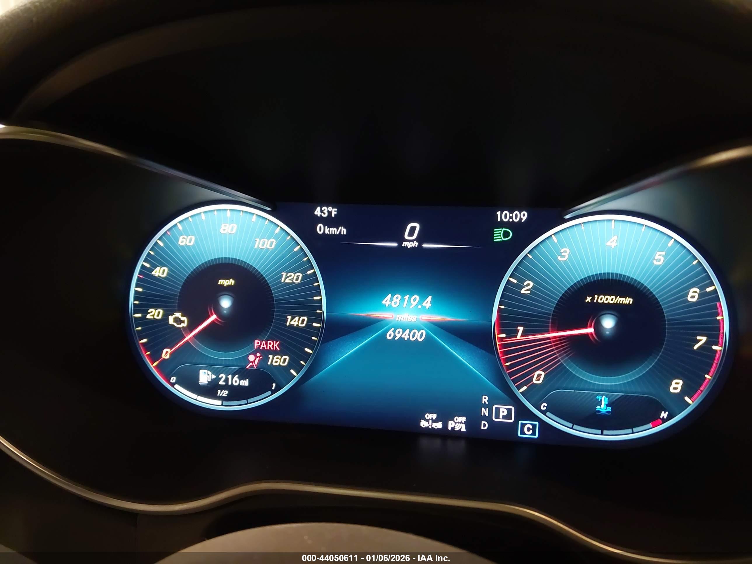 MERCEDES-BENZ GLC image 7