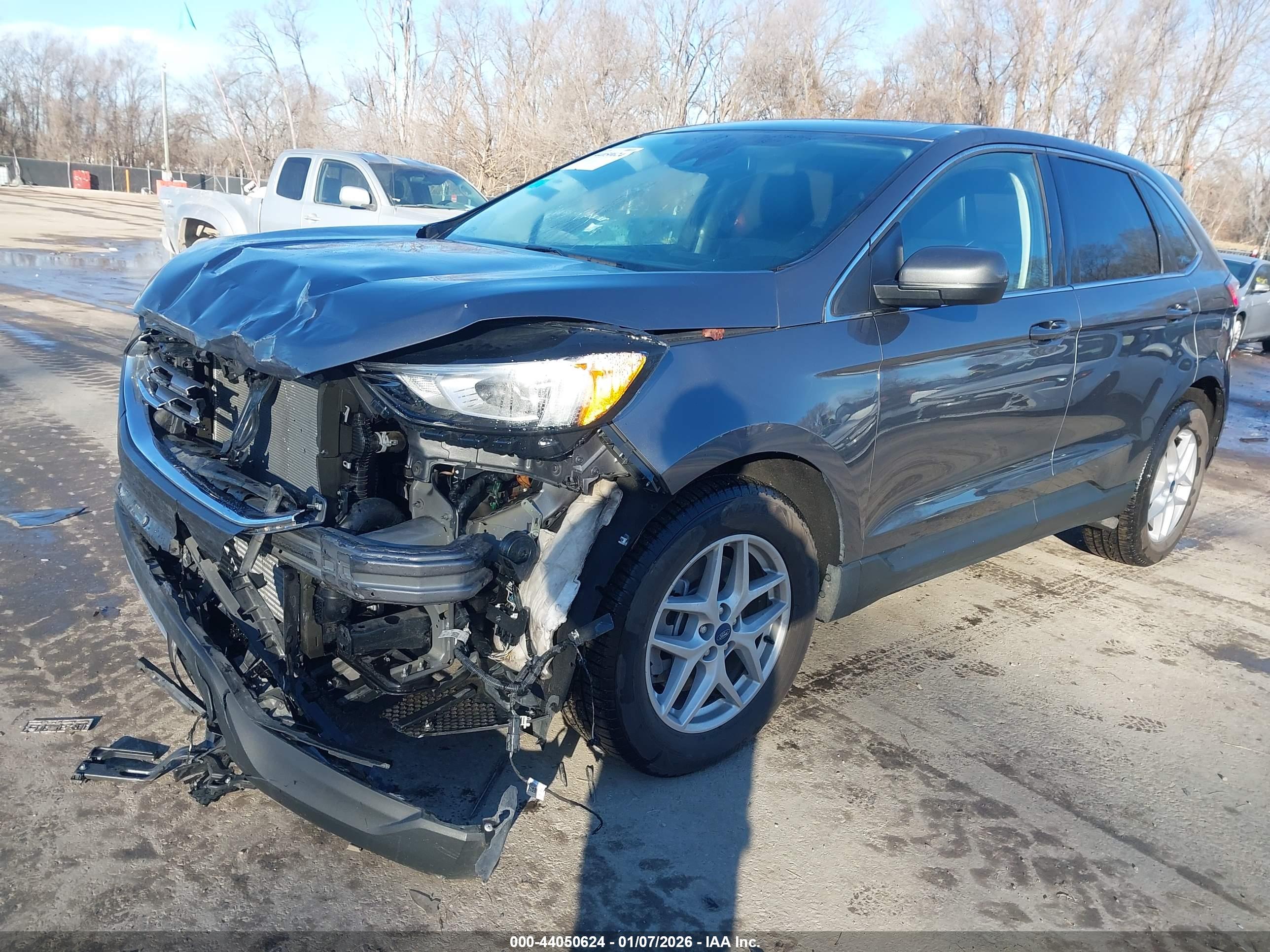 FORD EDGE image 2
