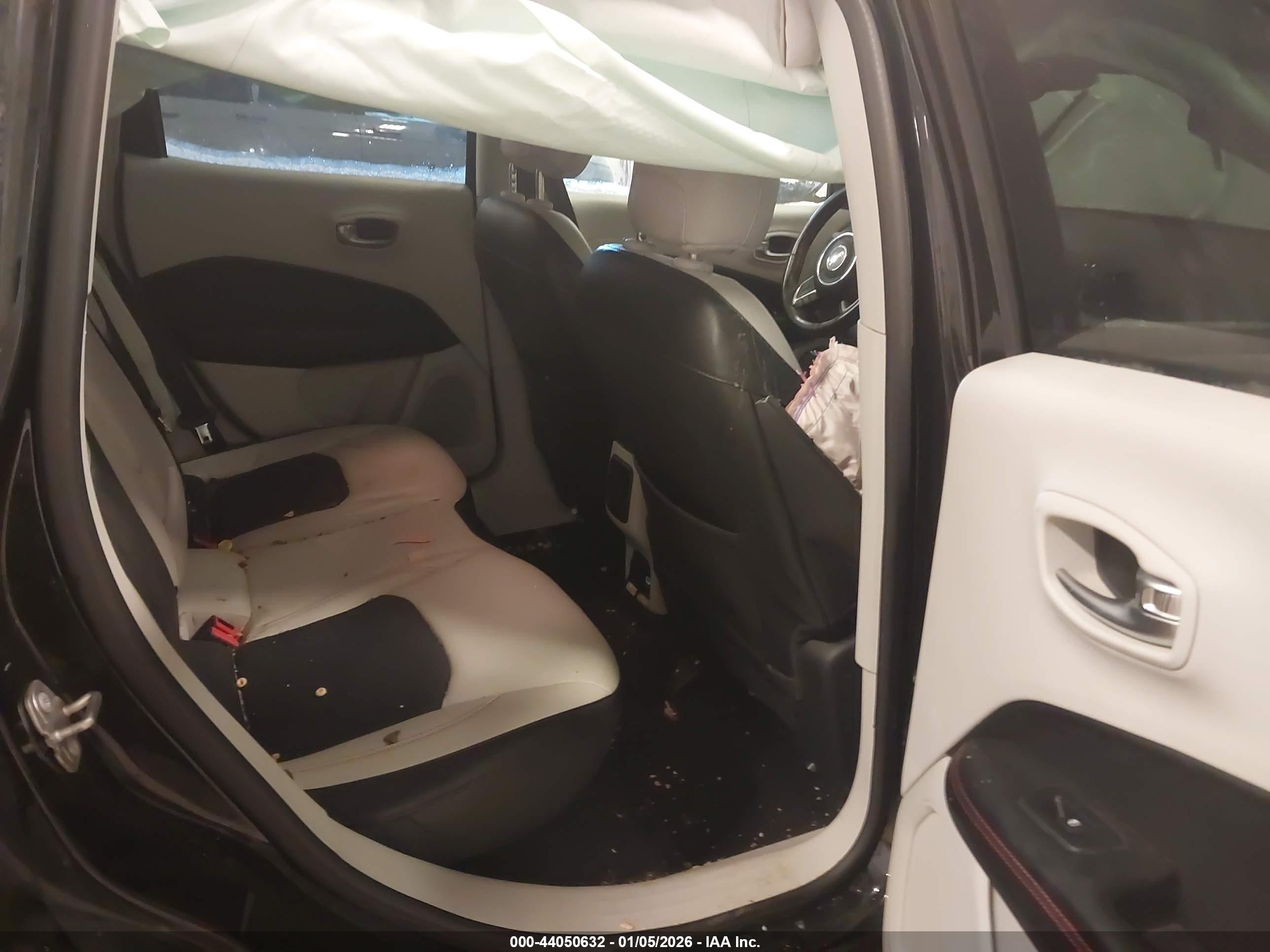 JEEP COMPASS image 8