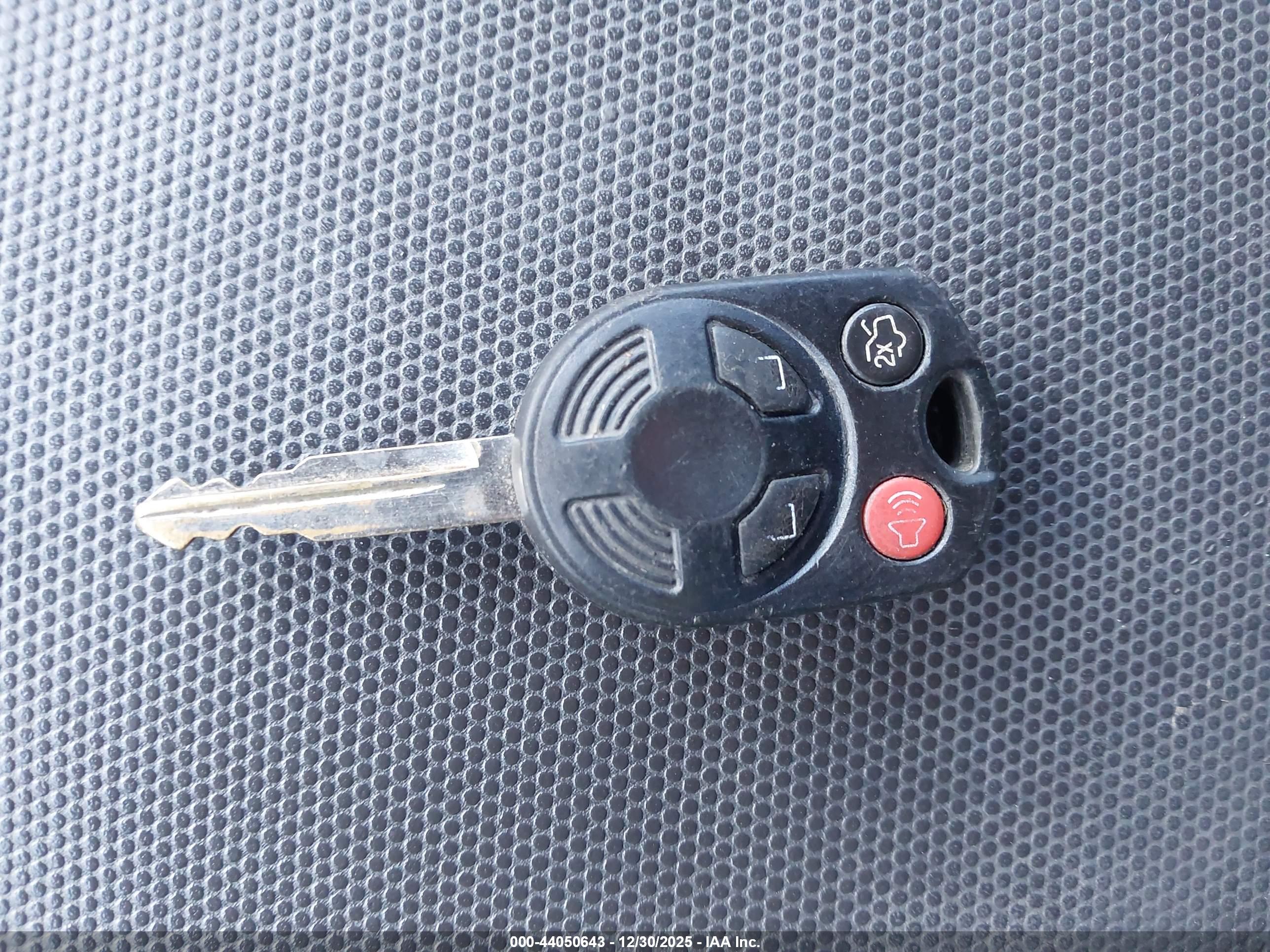 FORD ESCAPE image 11