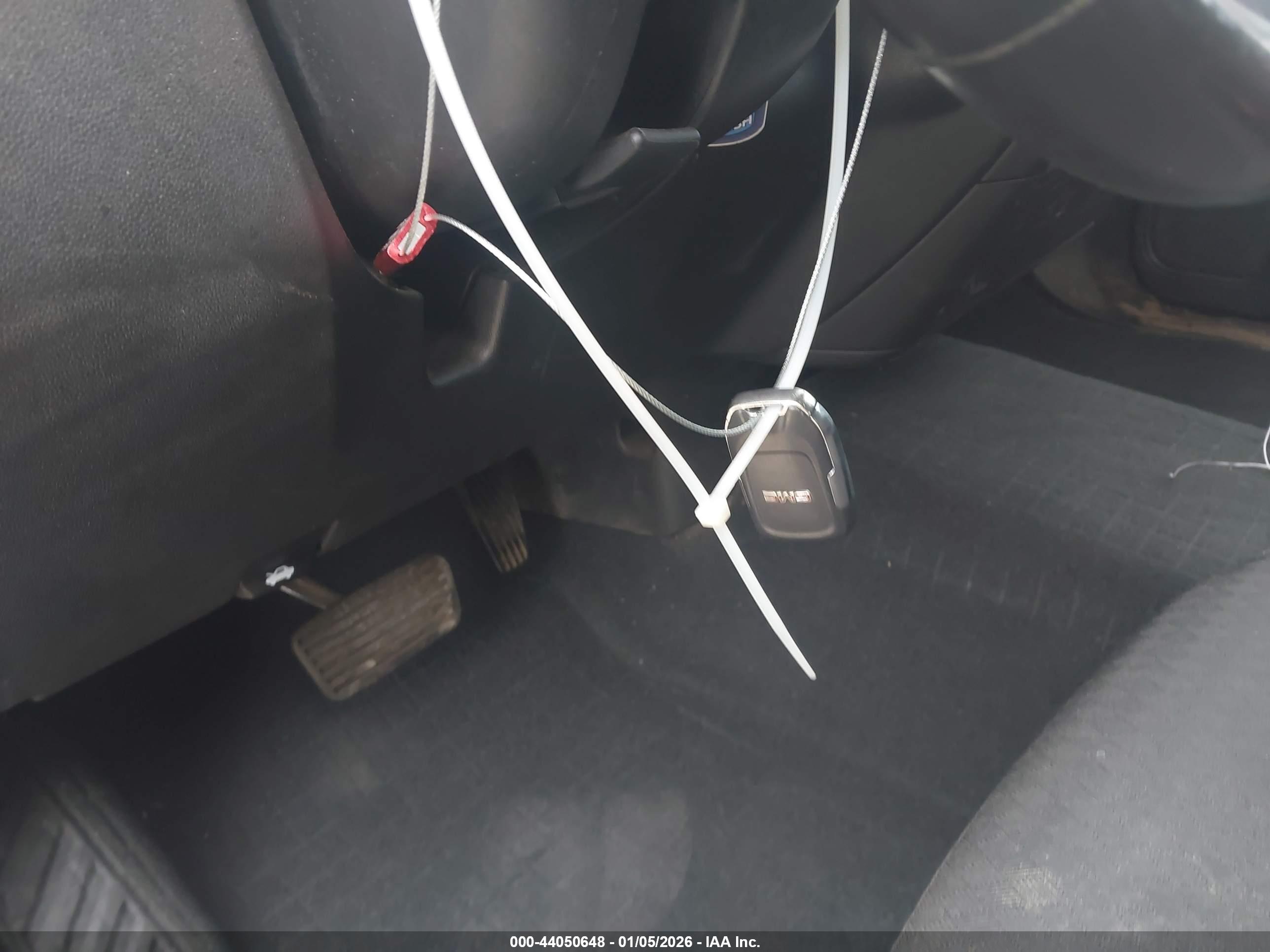 GMC SIERRA image 11