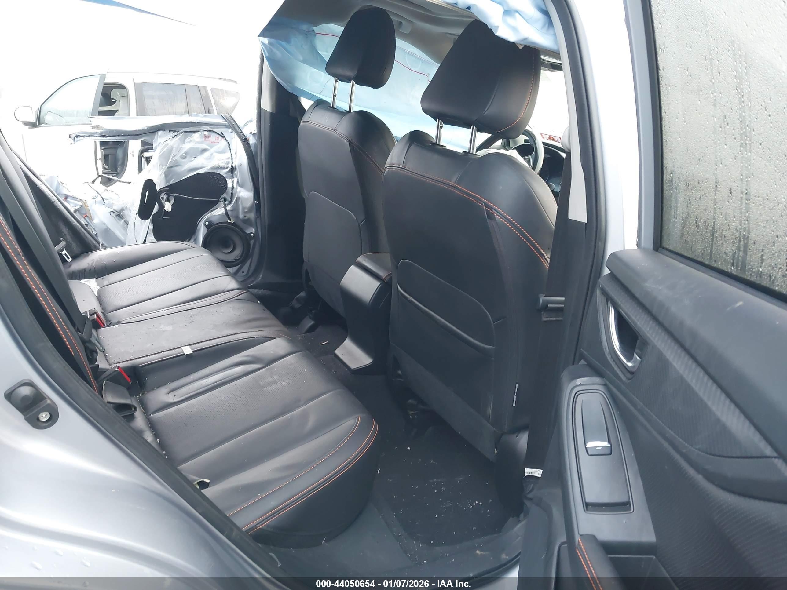 SUBARU CROSSTREK image 8