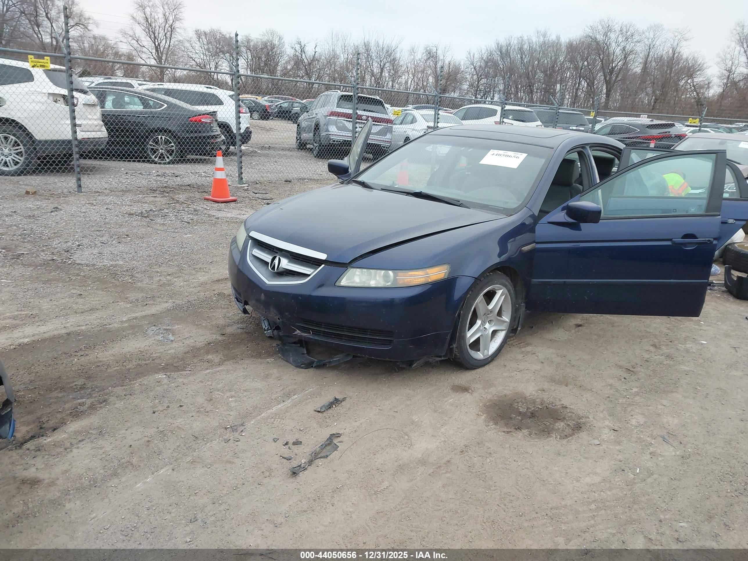 ACURA TL image 2