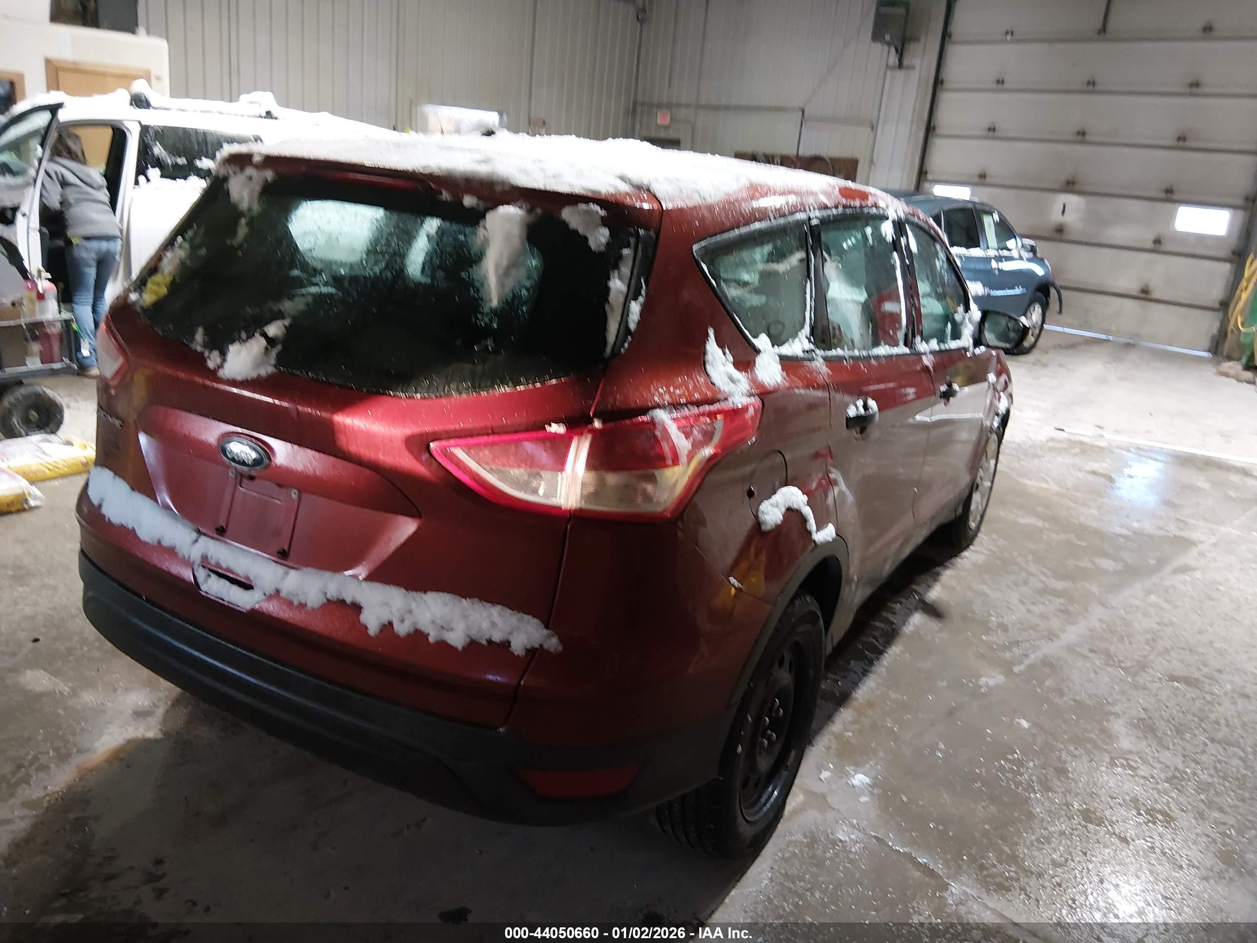 FORD ESCAPE image 4