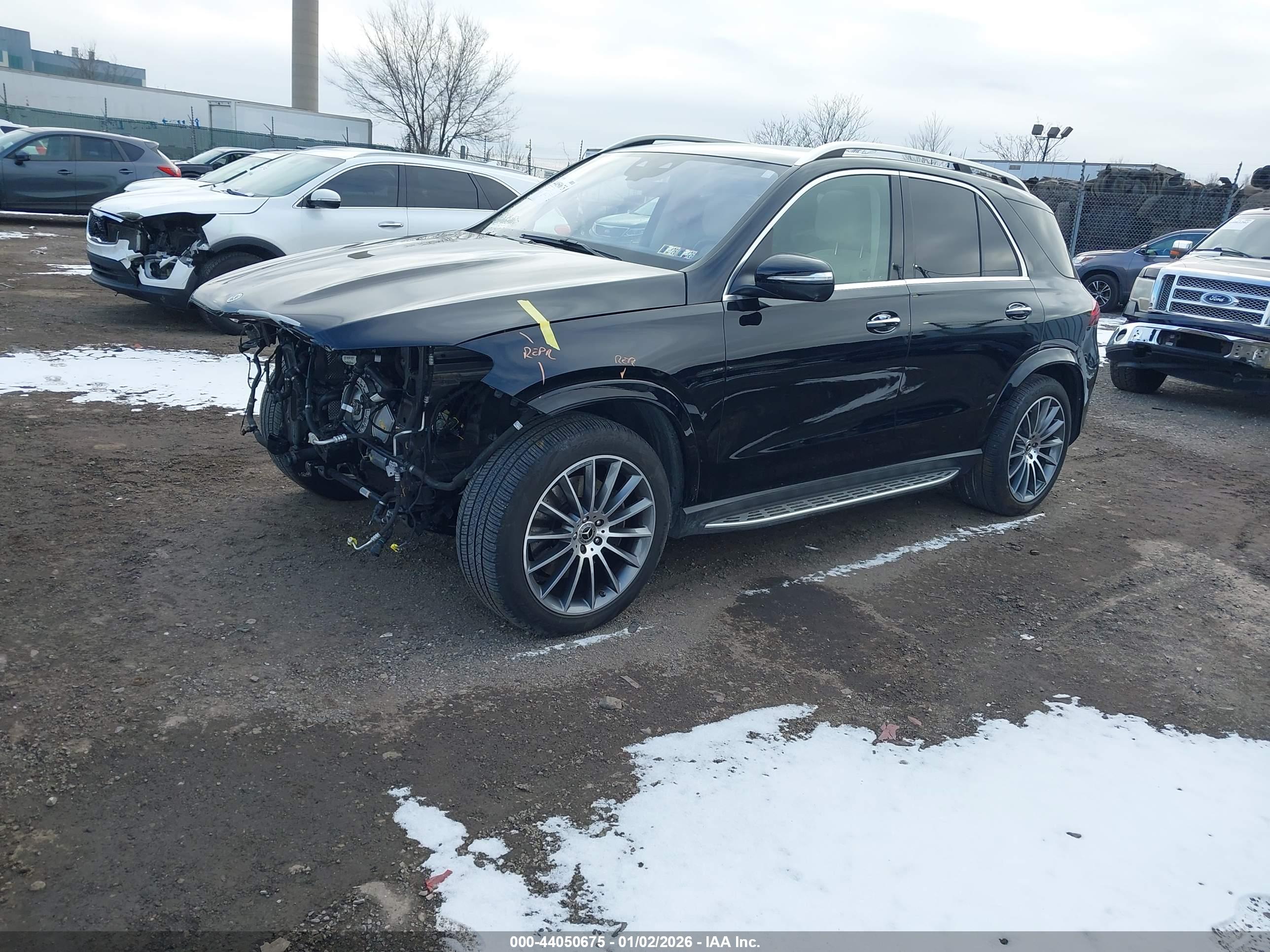 MERCEDES-BENZ GLE image 2
