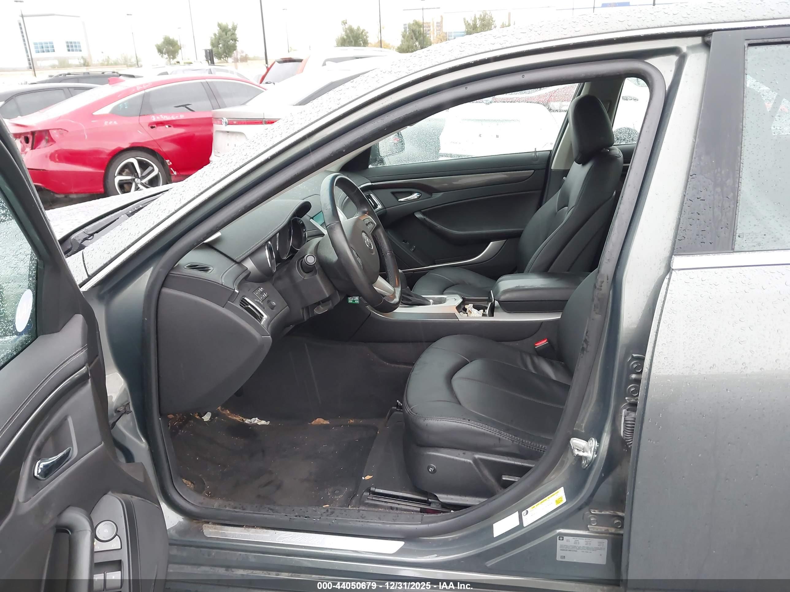 CADILLAC CTS image 5