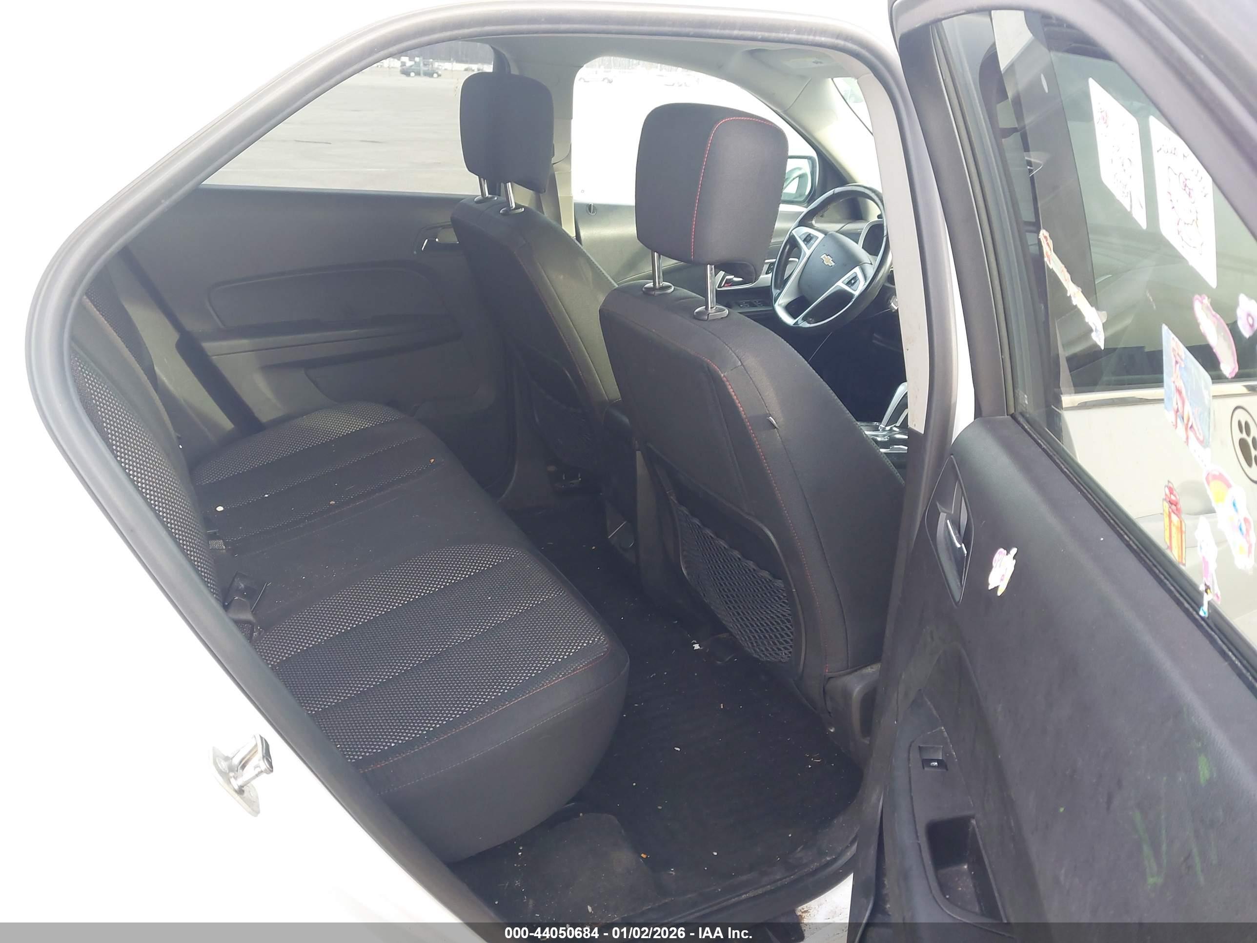 CHEVROLET EQUINOX image 8