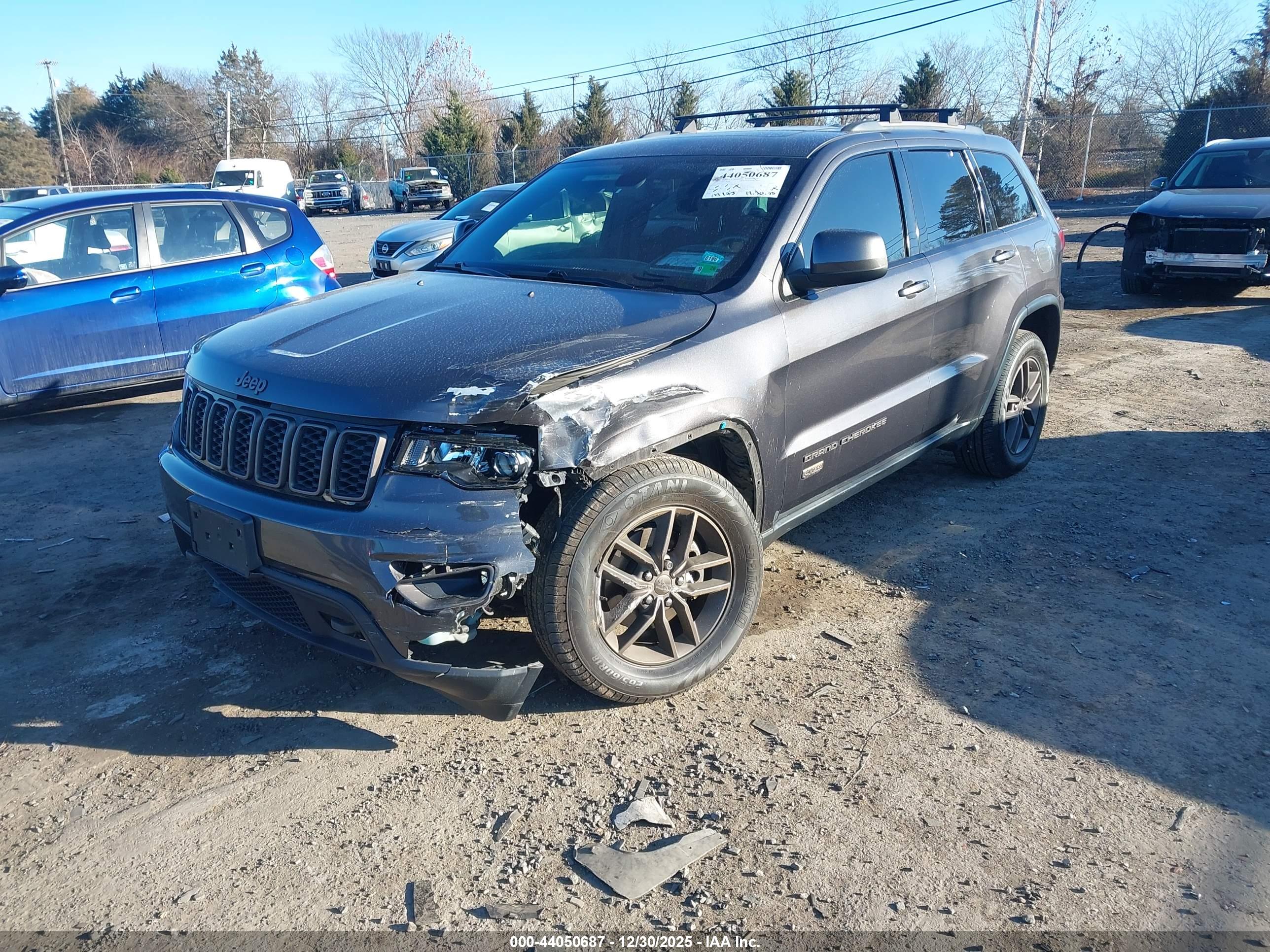 JEEP GRAND image 2