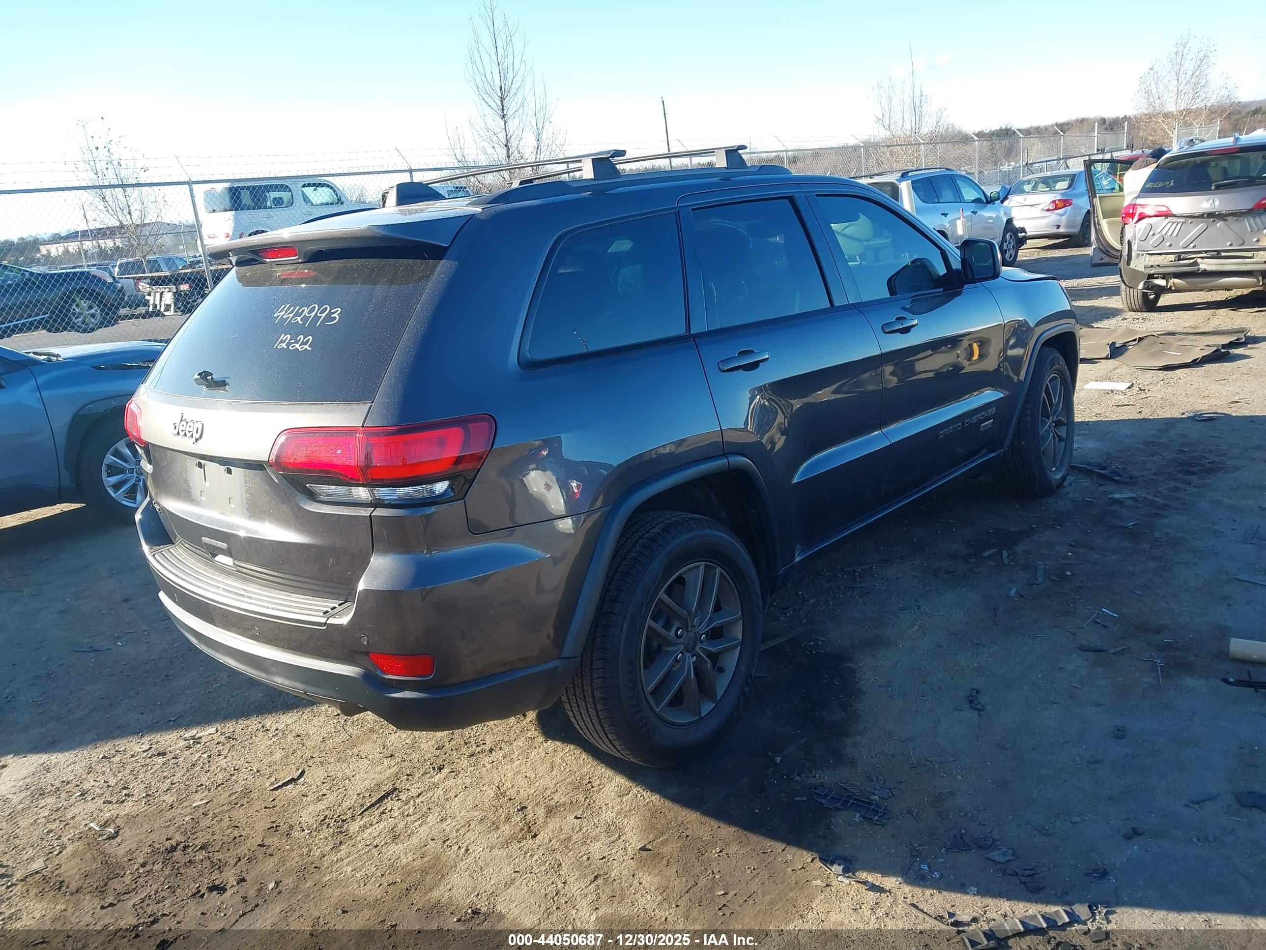 JEEP GRAND image 4