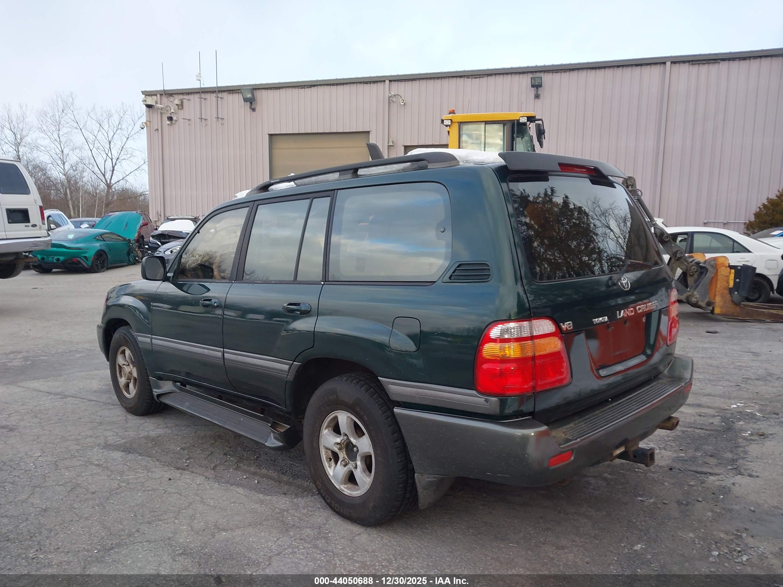 TOYOTA LAND image 3