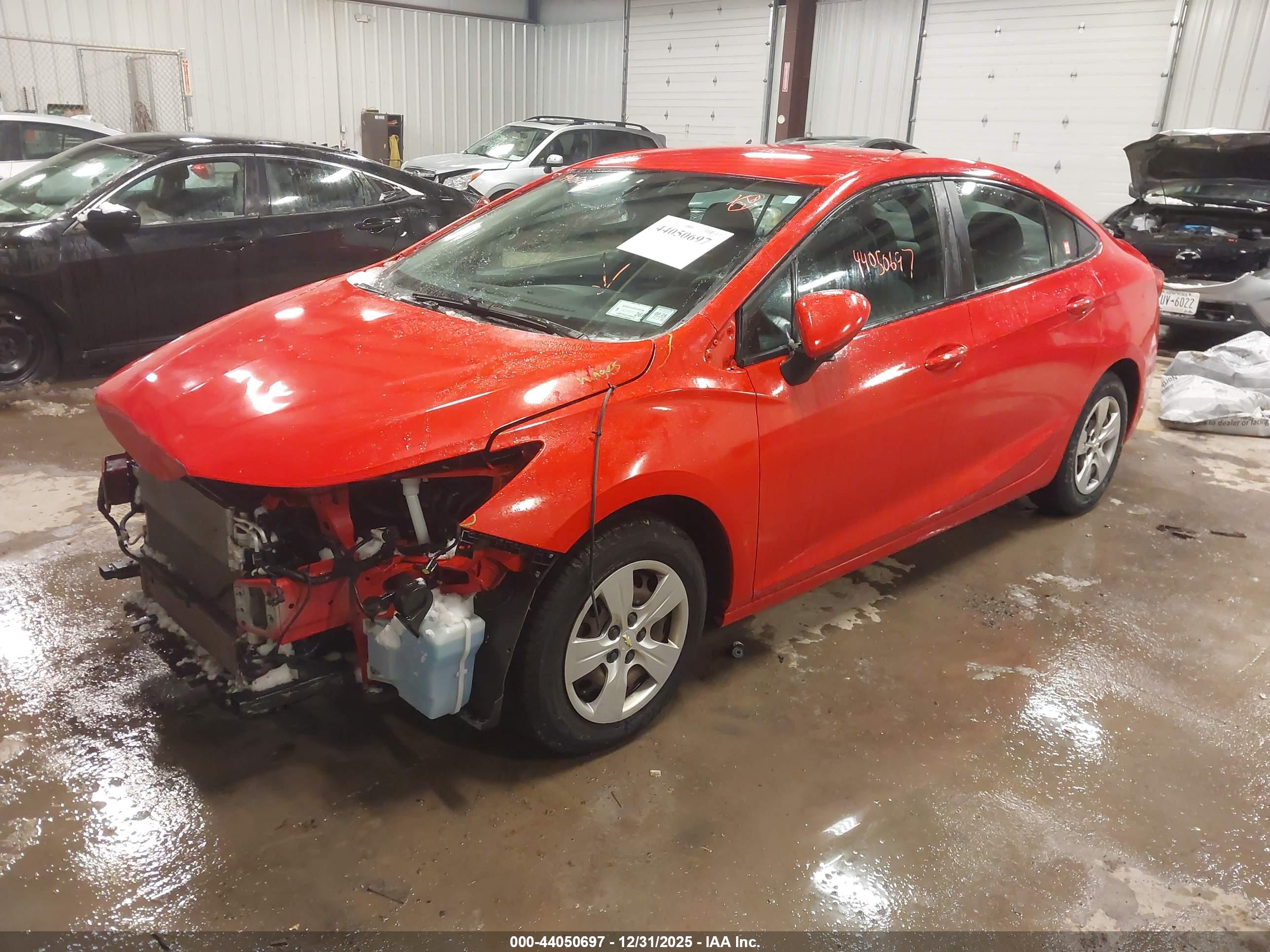 CHEVROLET CRUZE image 2