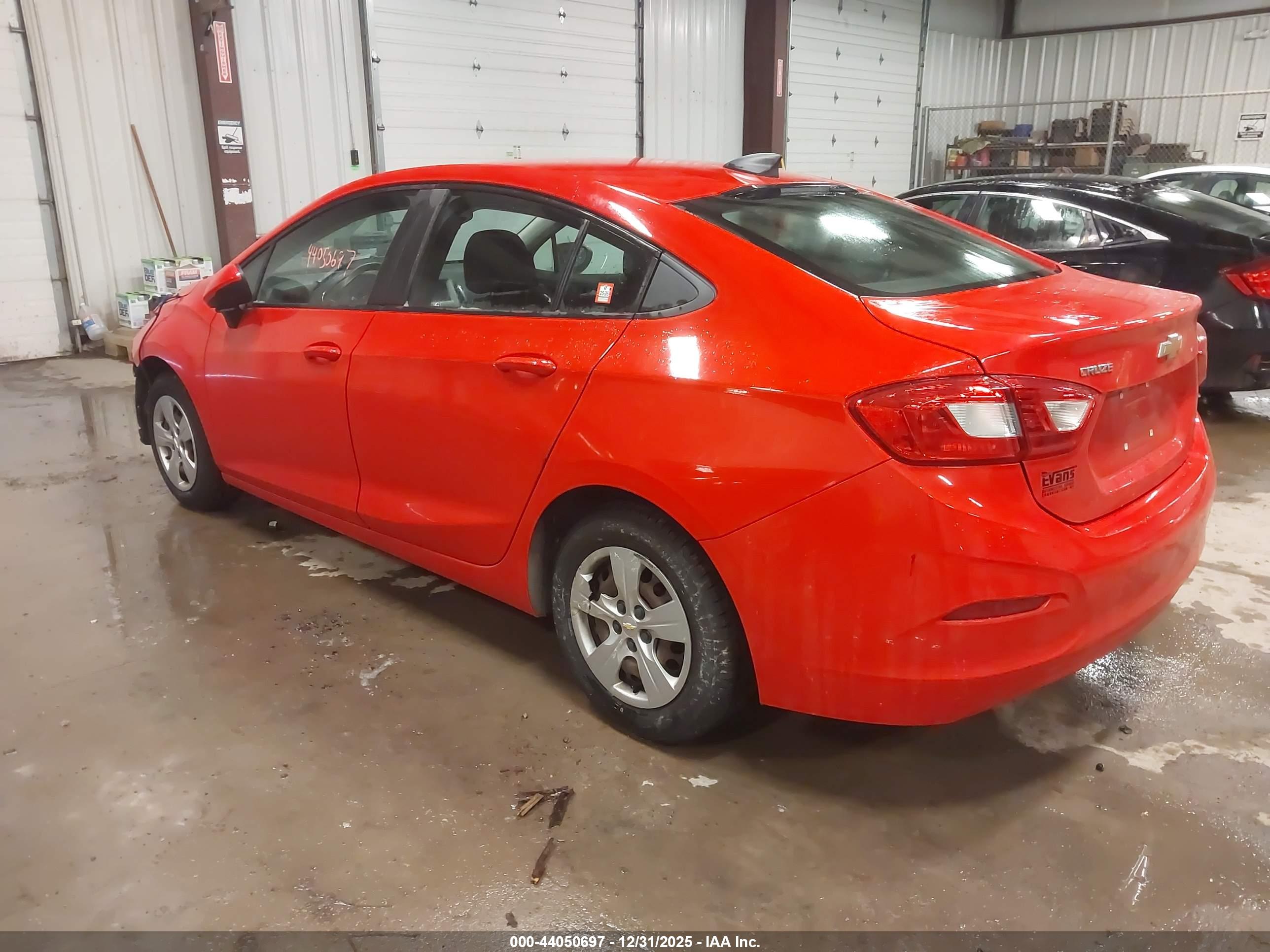 CHEVROLET CRUZE image 3