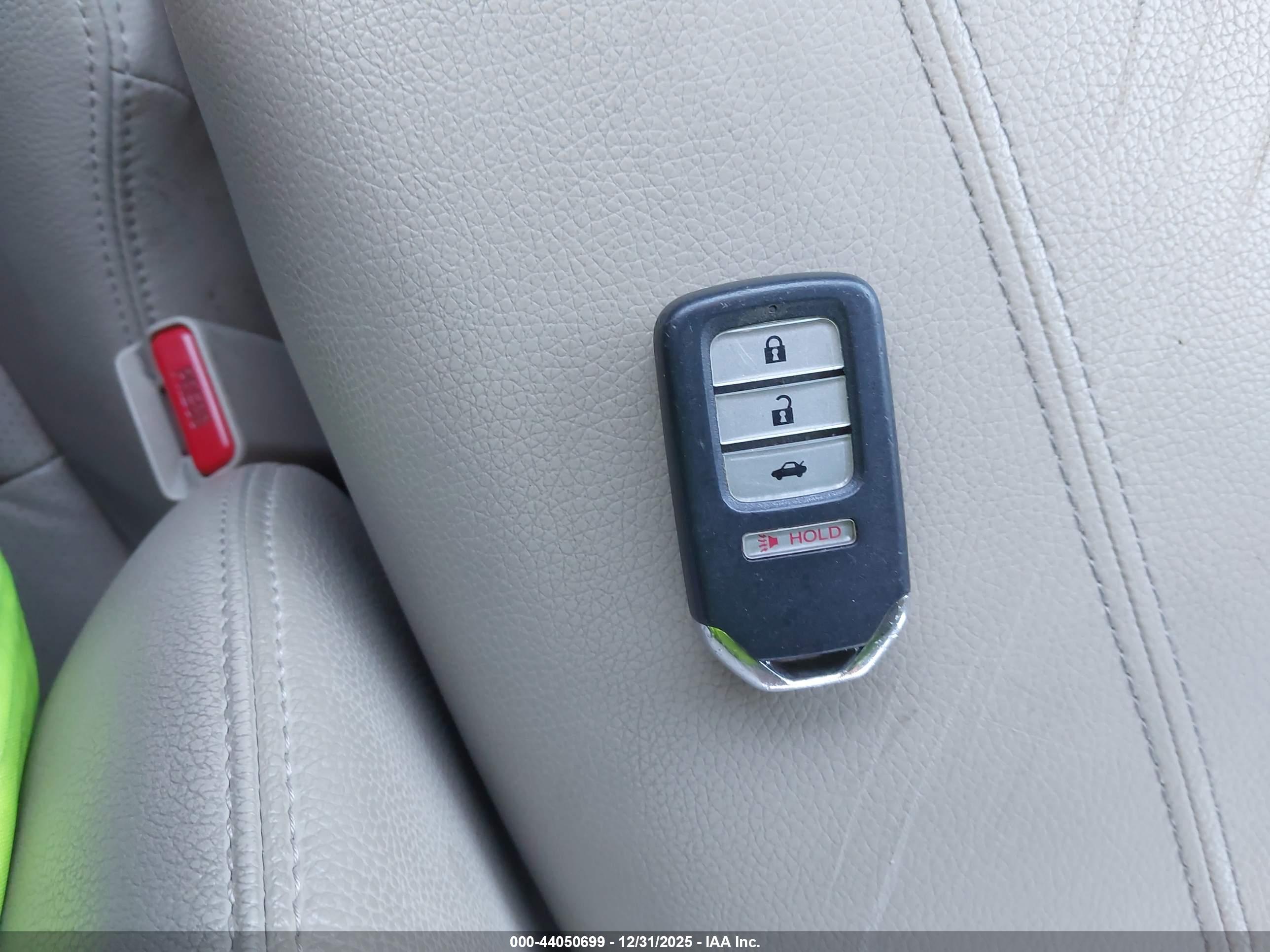 HONDA ACCORD image 11