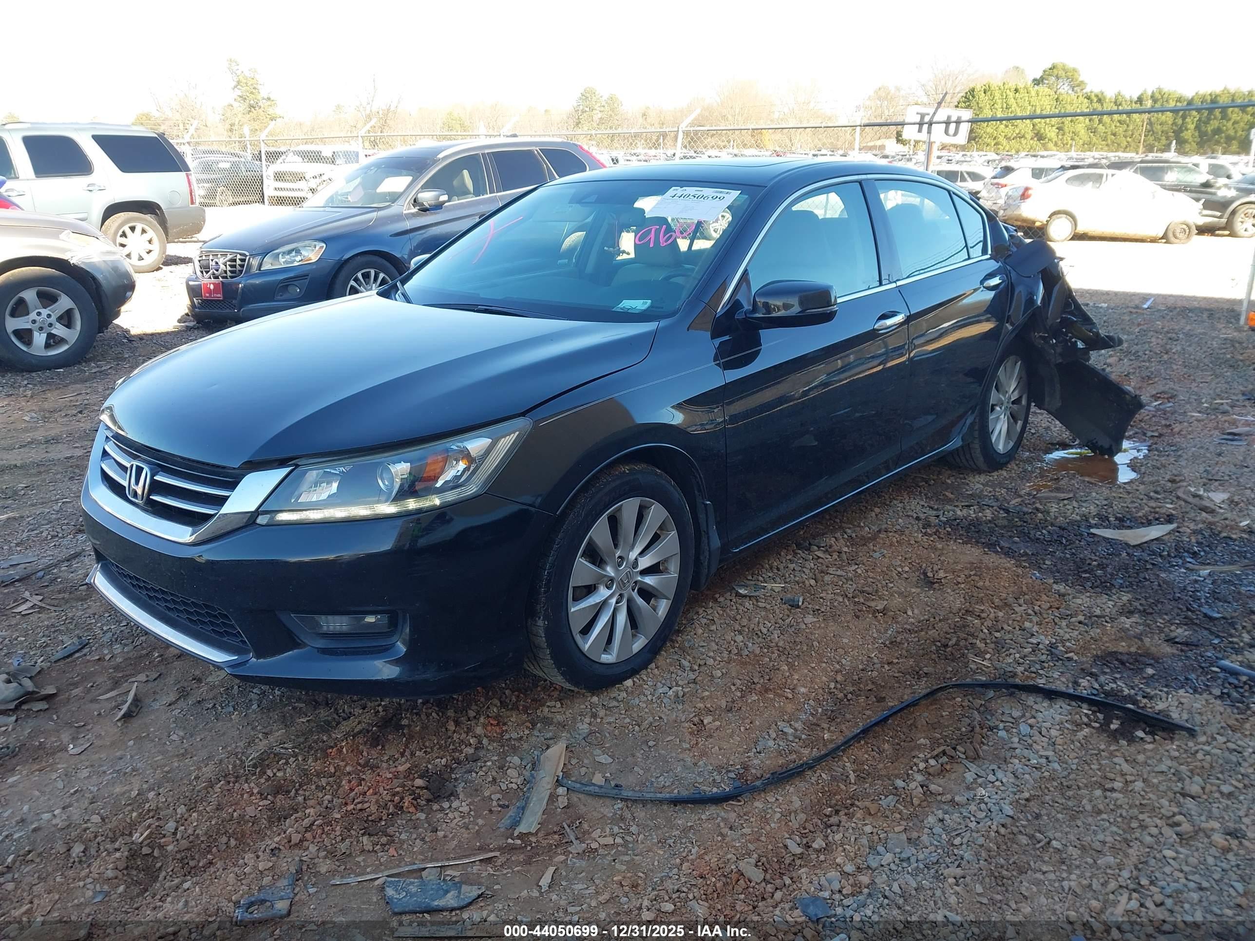 HONDA ACCORD image 2