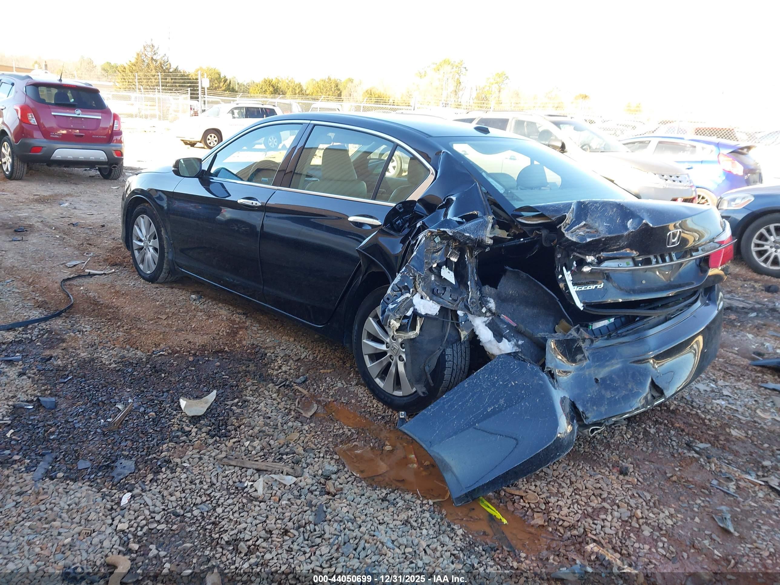 HONDA ACCORD image 3