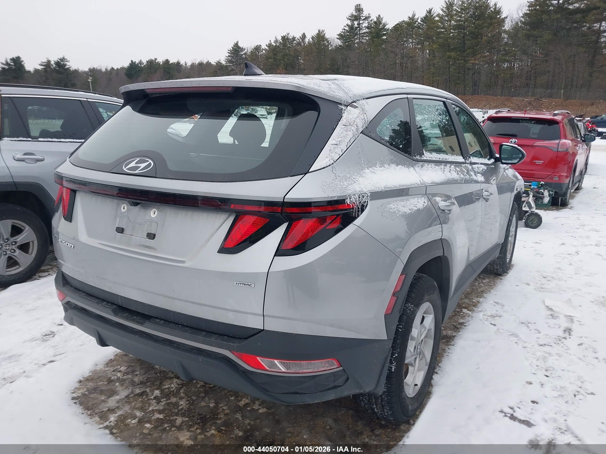 HYUNDAI TUCSON image 4