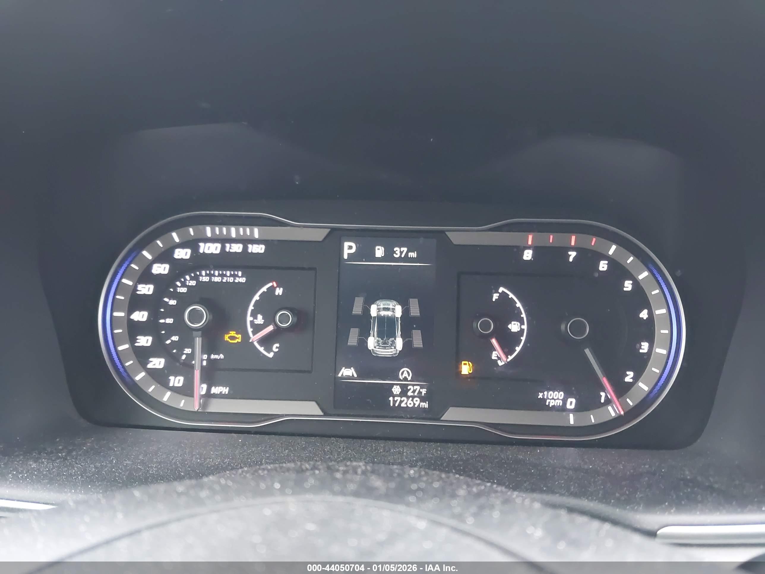 HYUNDAI TUCSON image 7