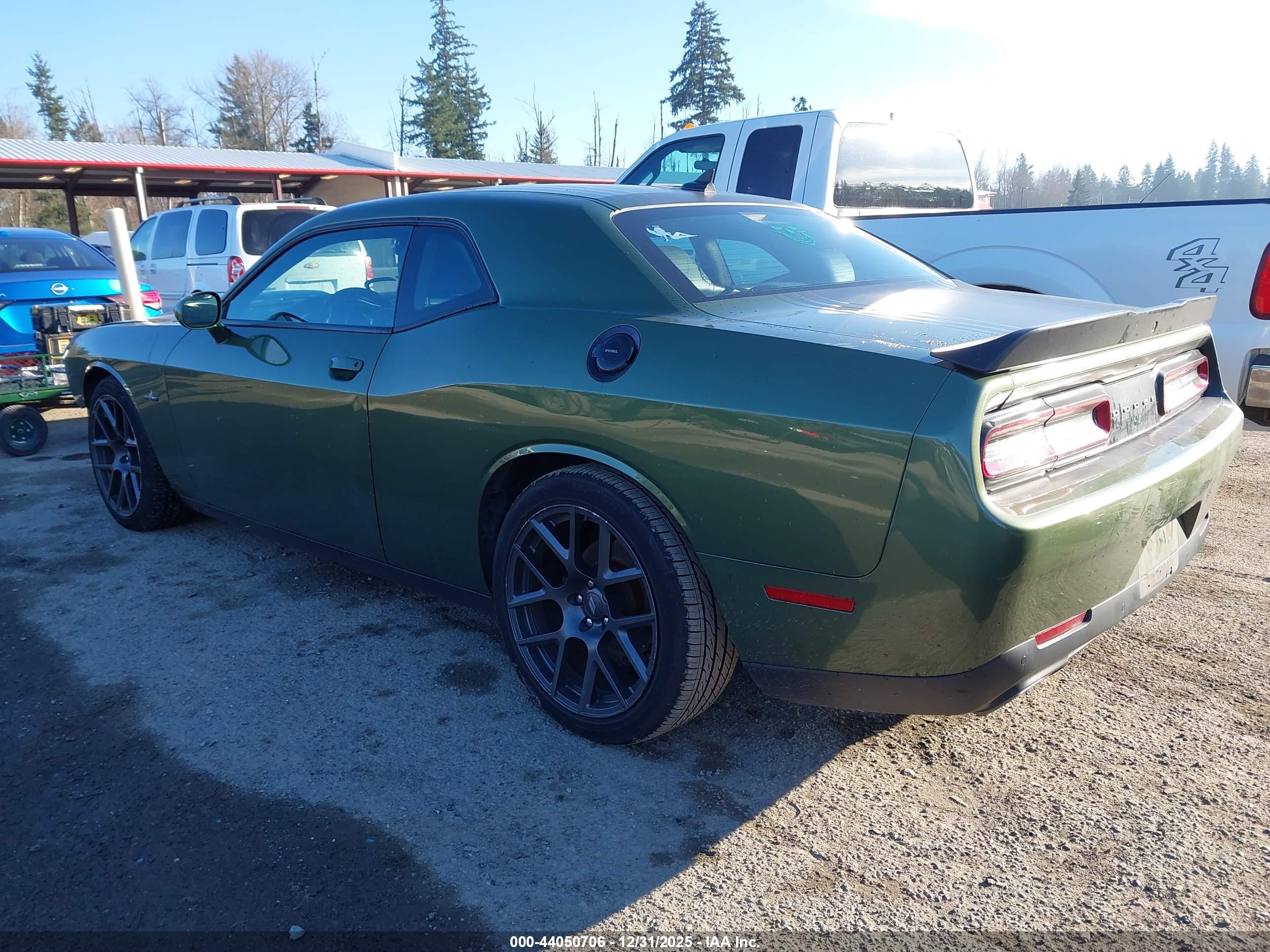 DODGE CHALLENGER image 3