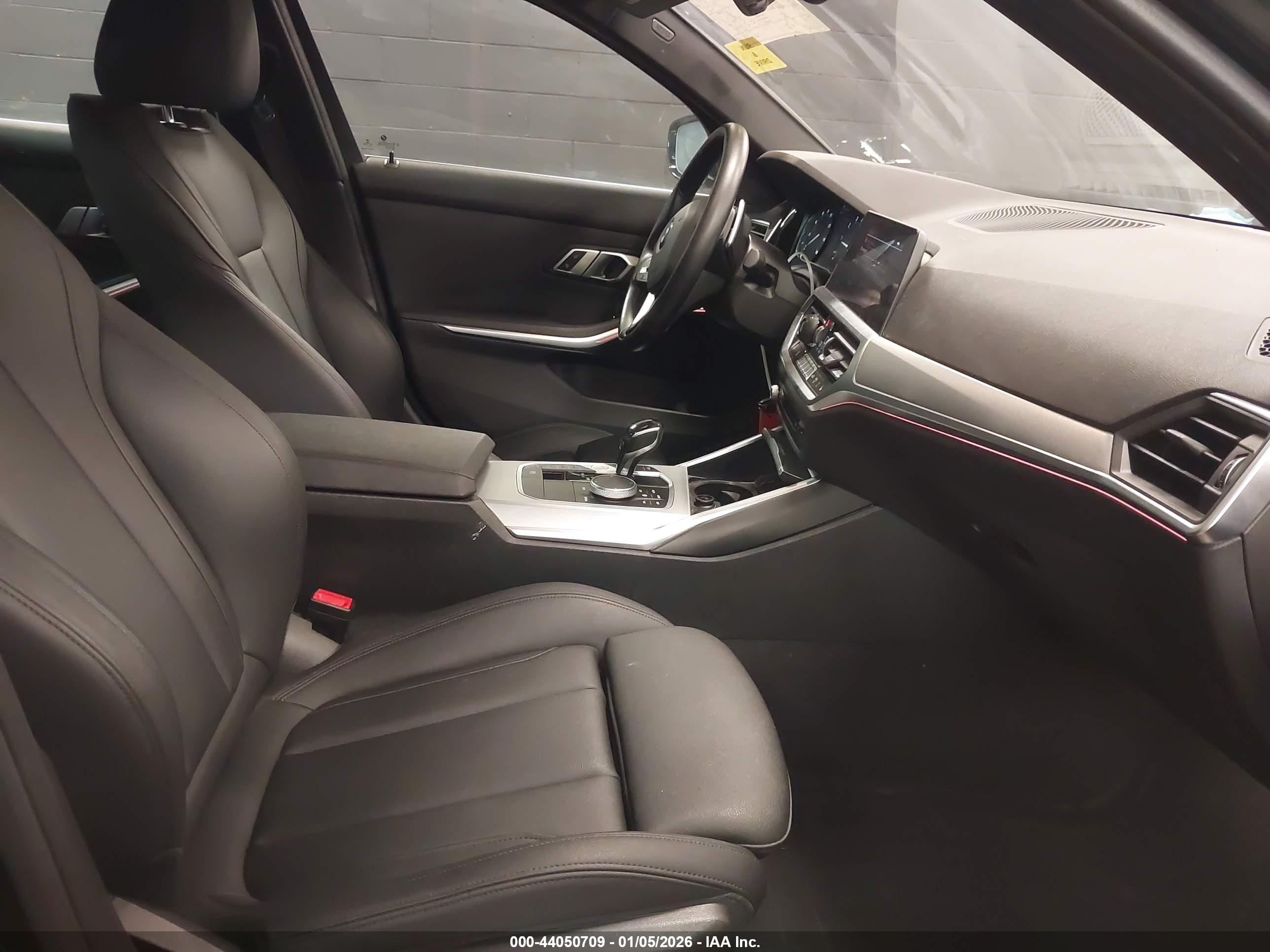 BMW 330I image 5