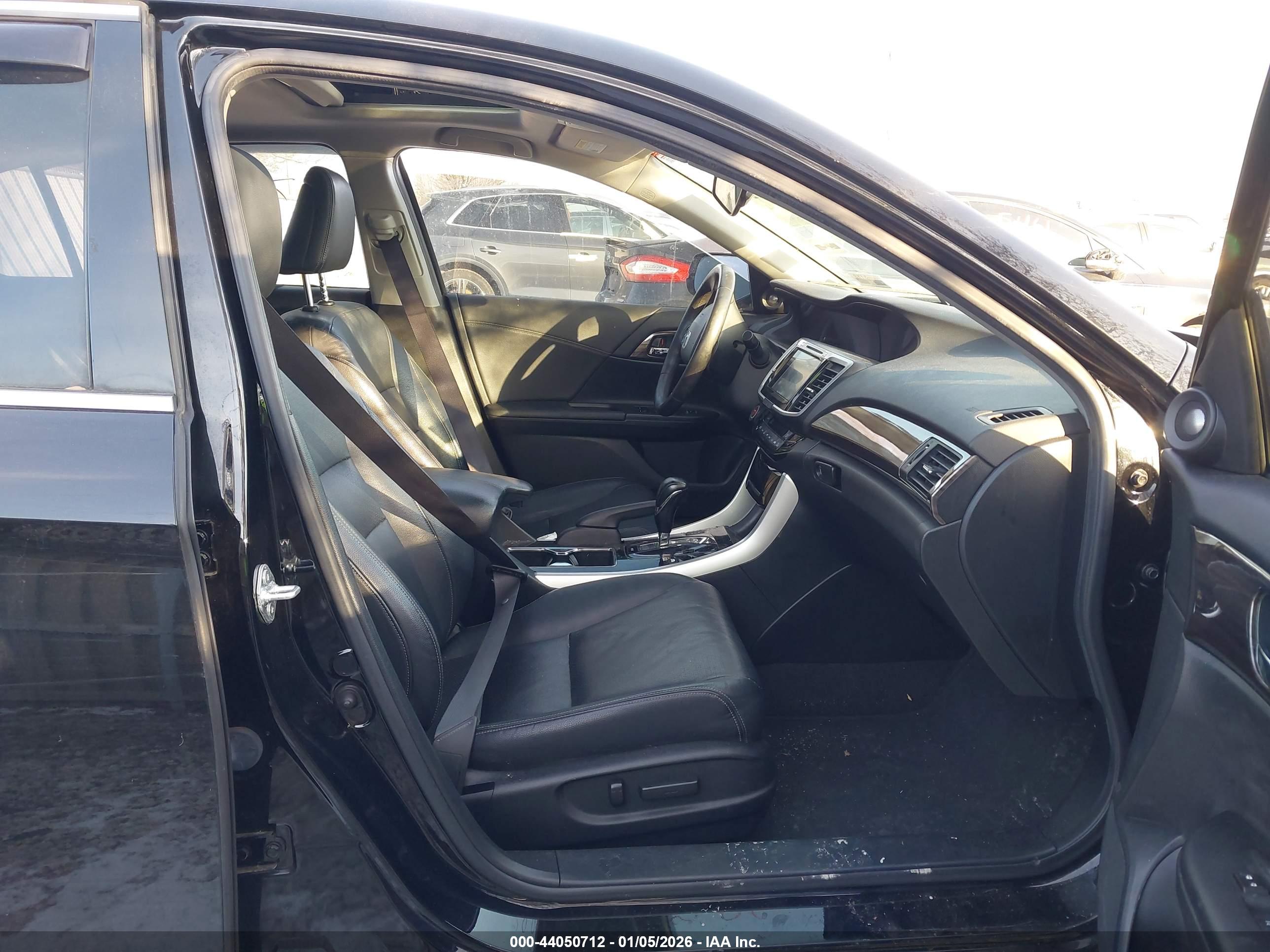 HONDA ACCORD image 5