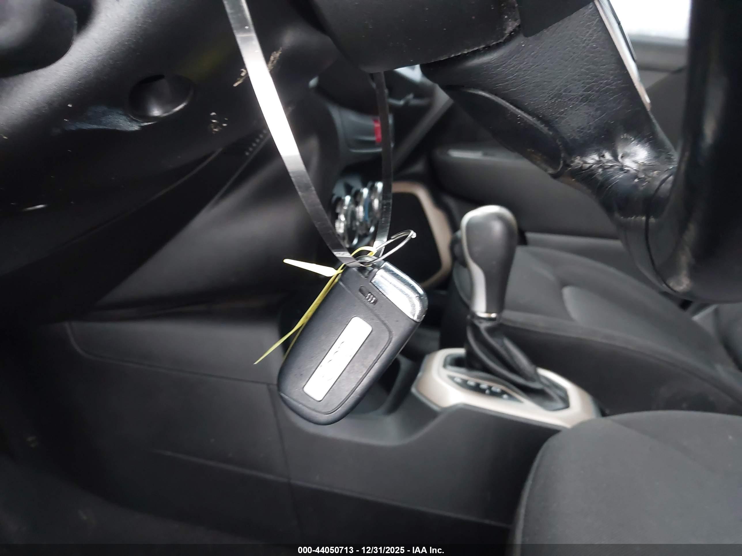 JEEP RENEGADE image 11