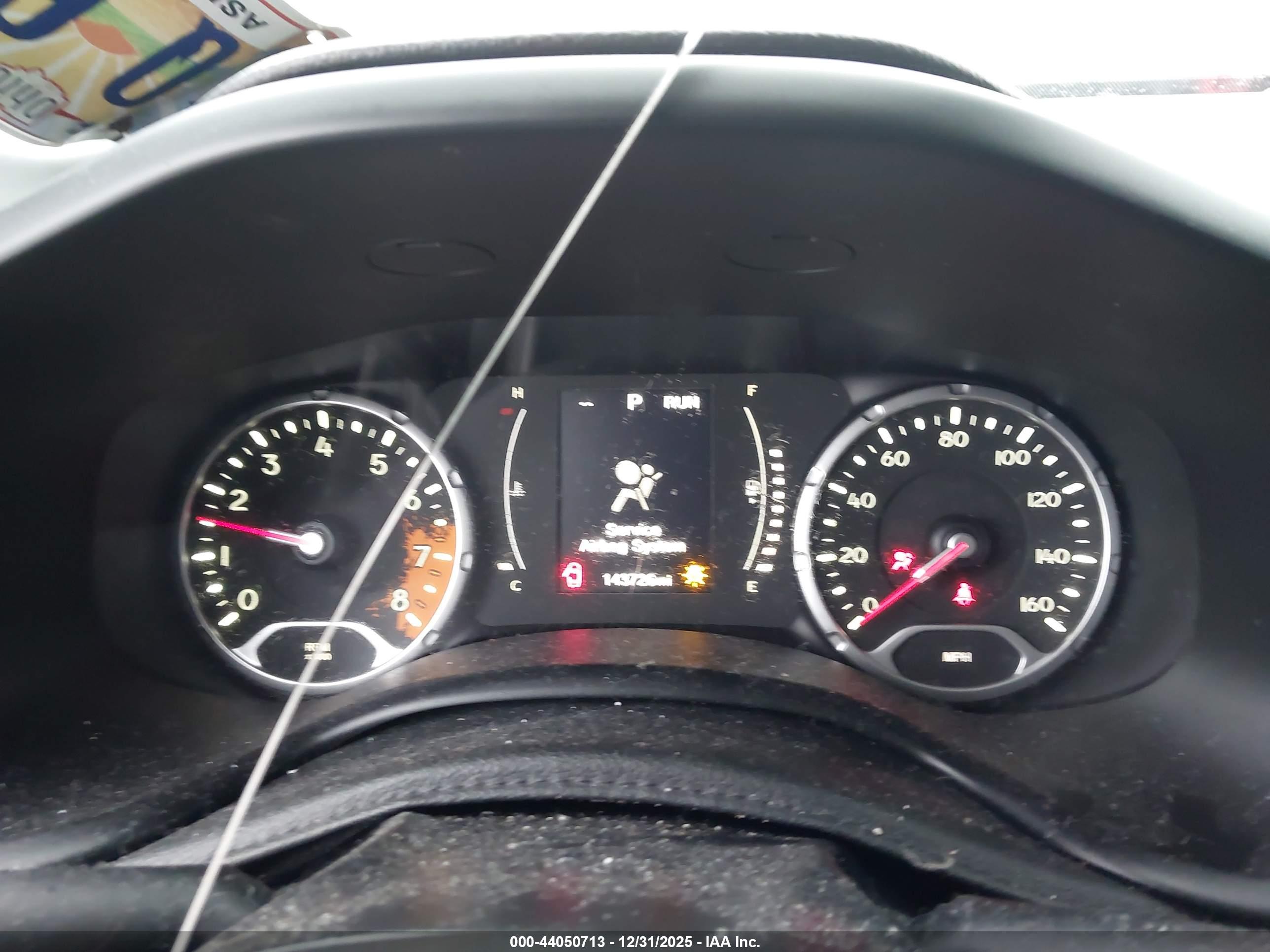 JEEP RENEGADE image 7