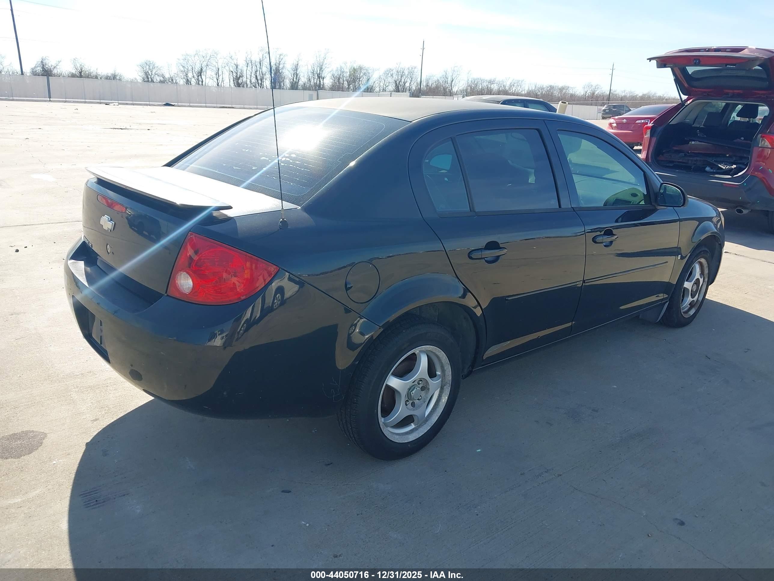 CHEVROLET COBALT image 4