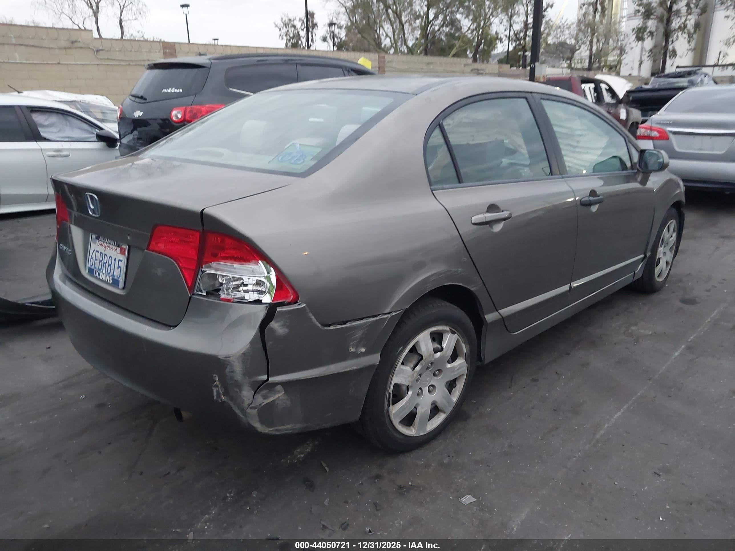 HONDA CIVIC image 4