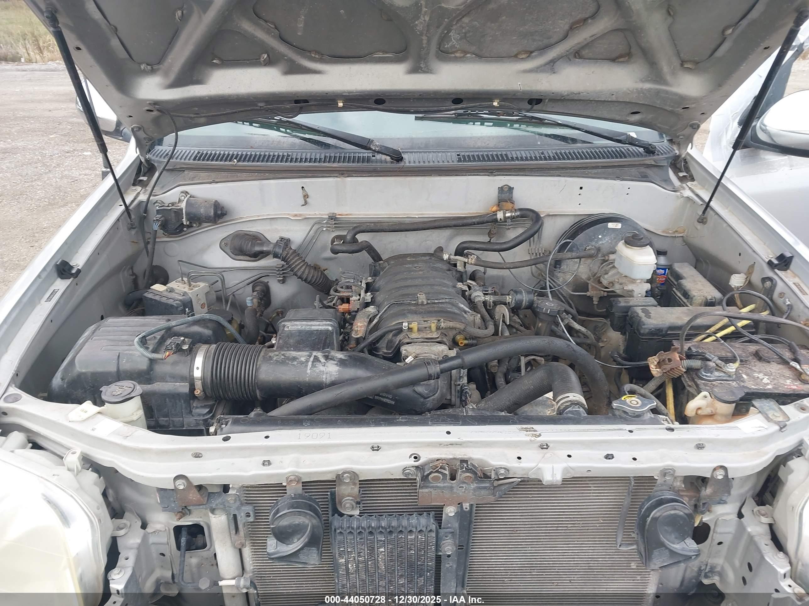 TOYOTA TUNDRA image 10