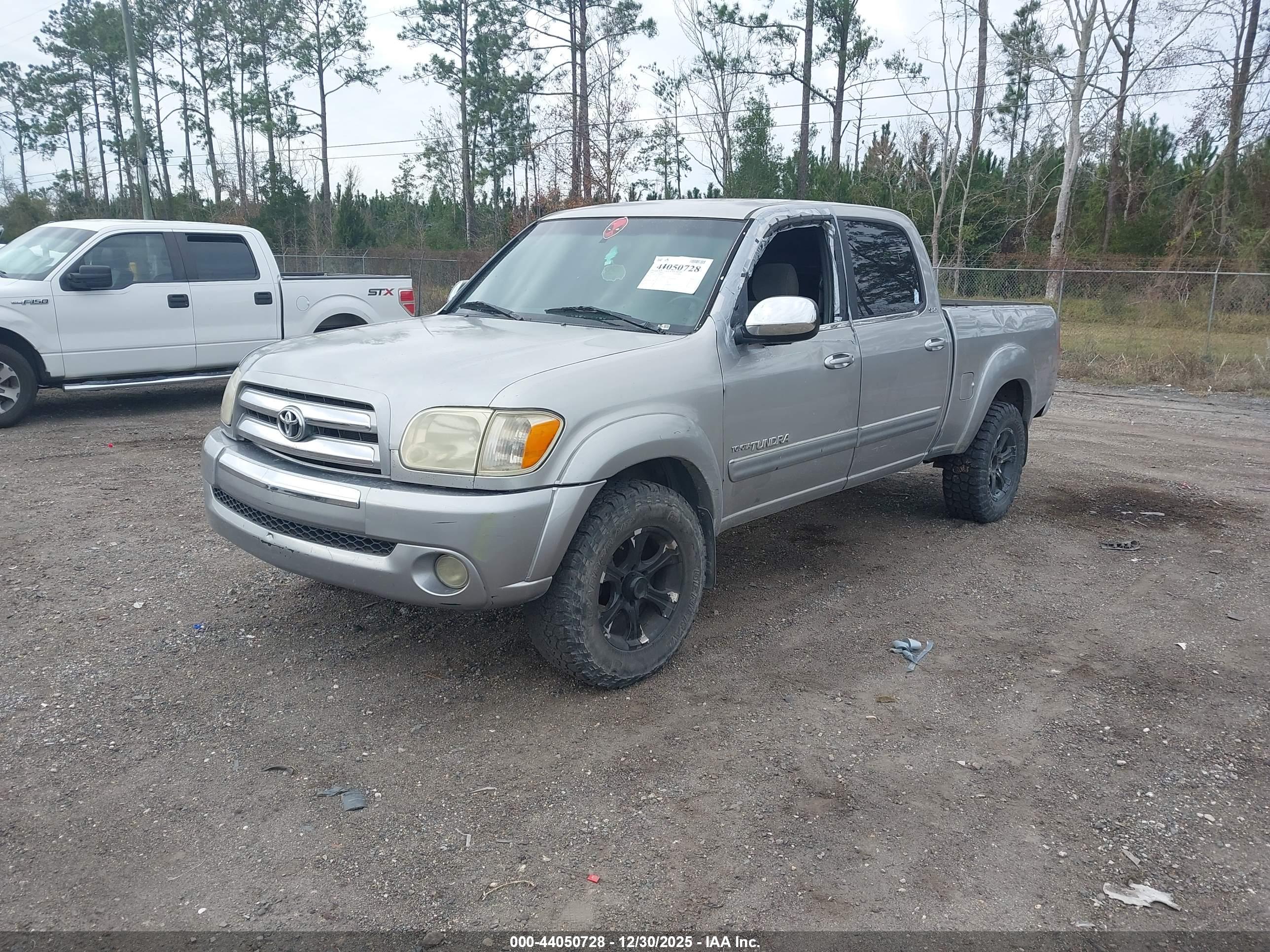 TOYOTA TUNDRA image 2