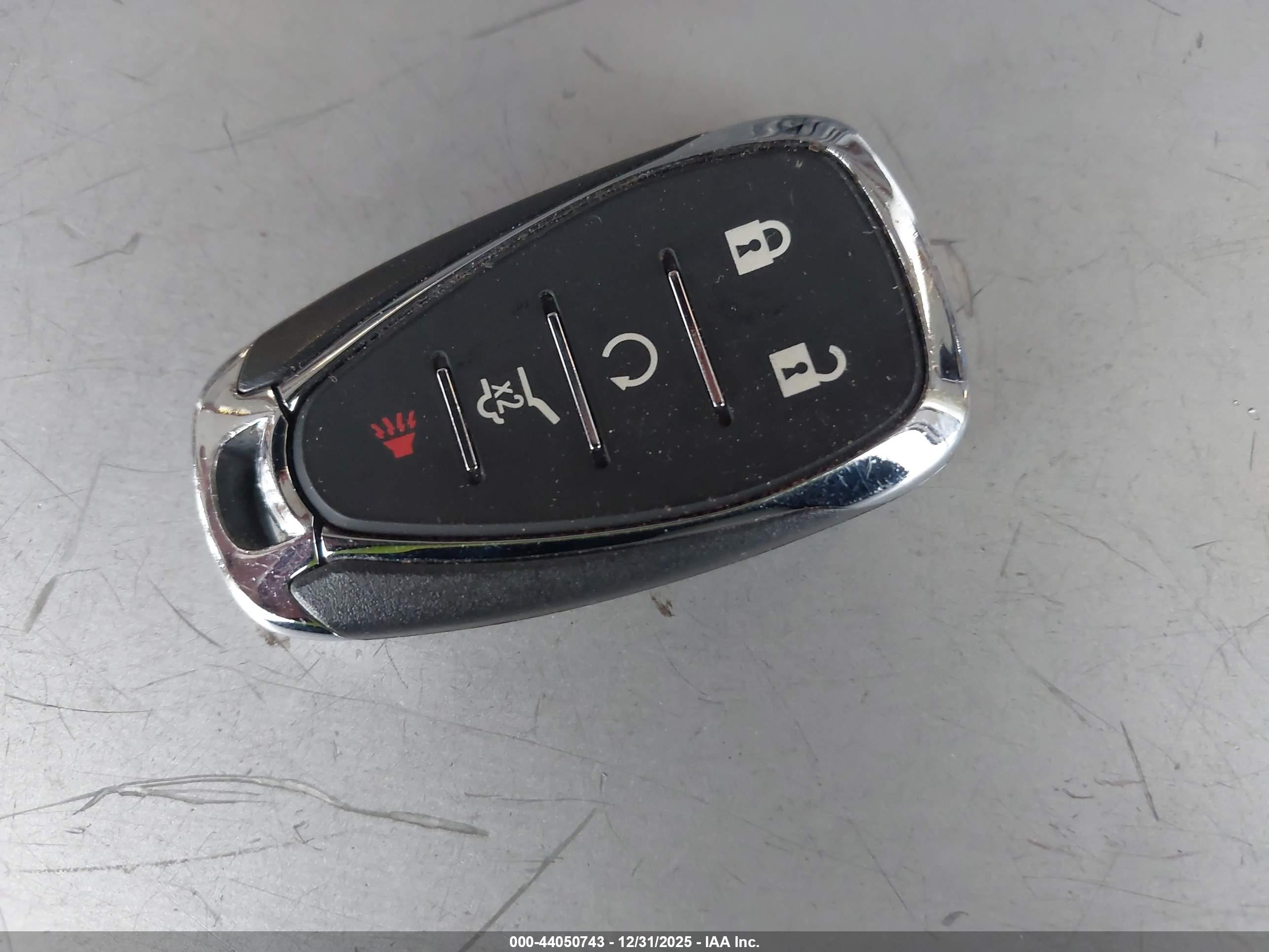 CHEVROLET EQUINOX image 11