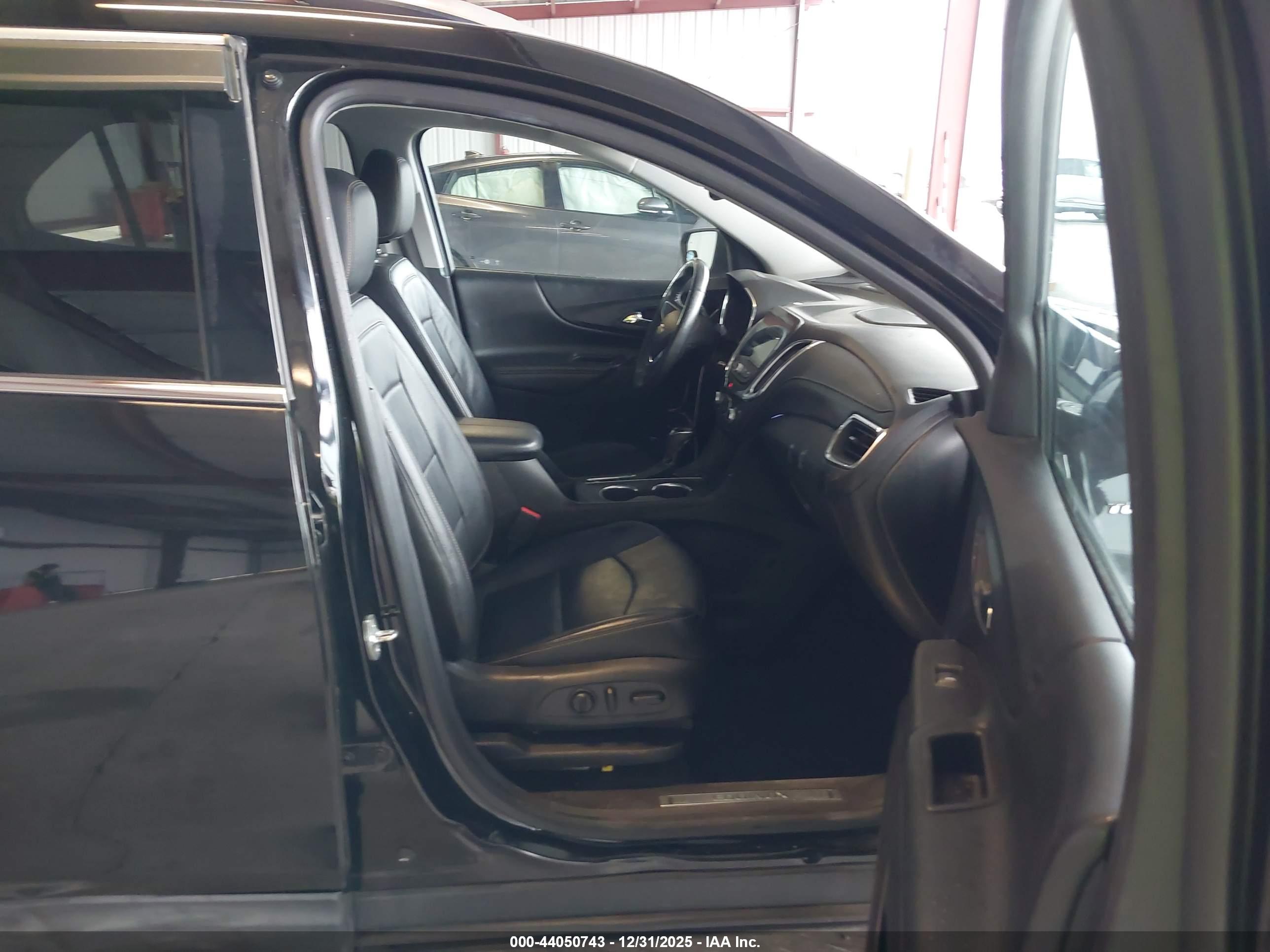 CHEVROLET EQUINOX image 5