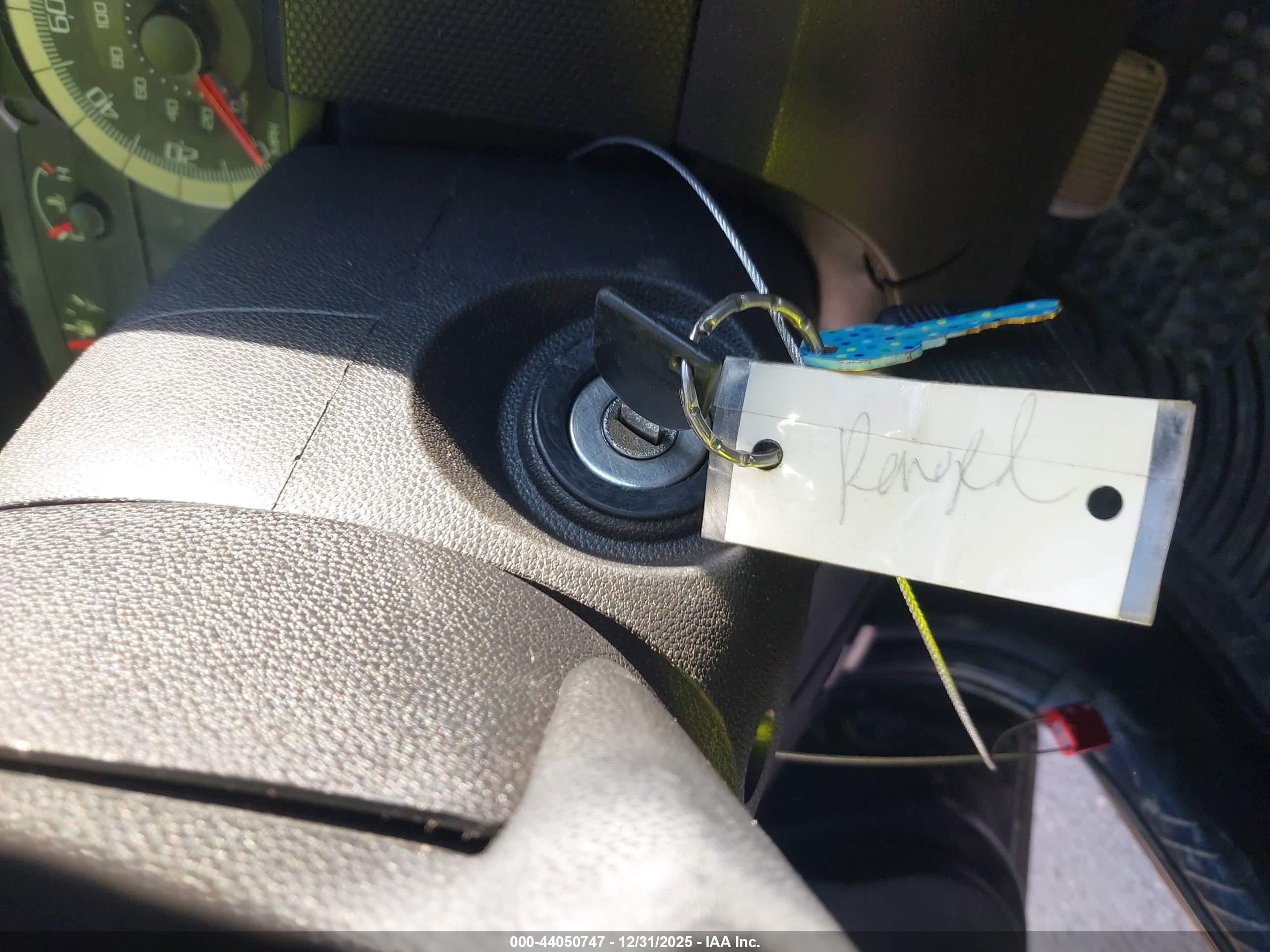 FORD ESCAPE image 11