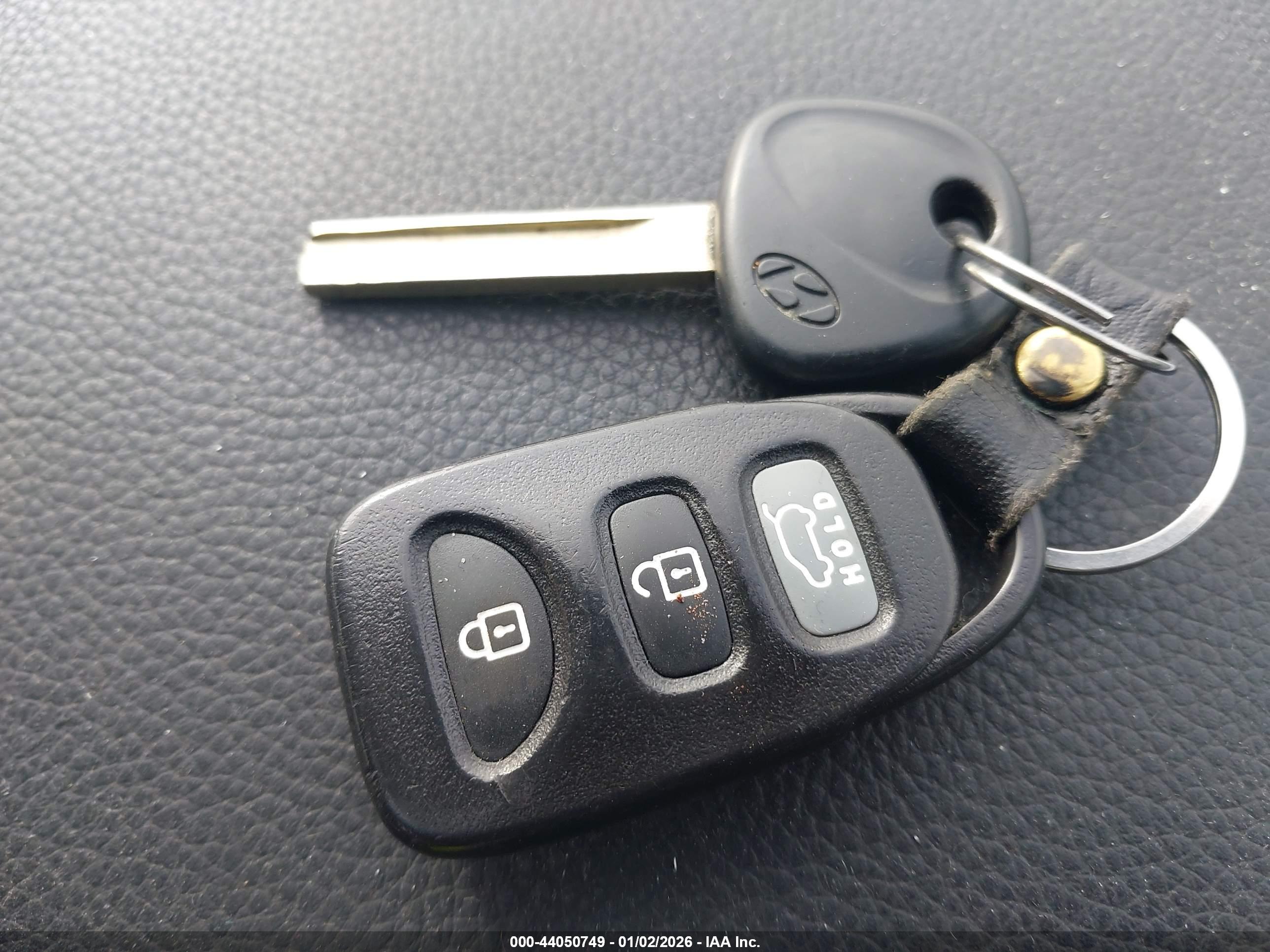 HYUNDAI ELANTRA image 11