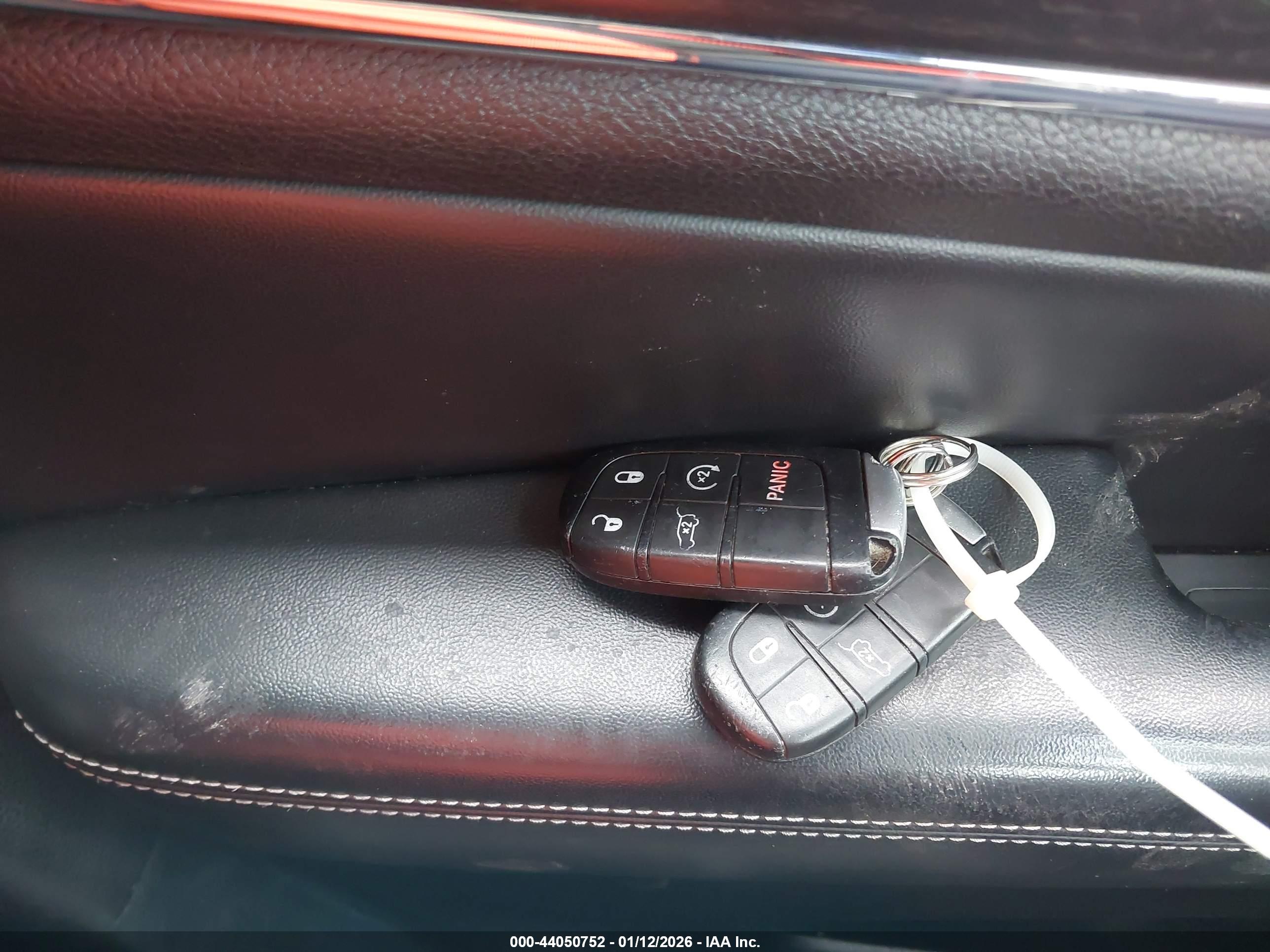 JEEP GRAND image 11