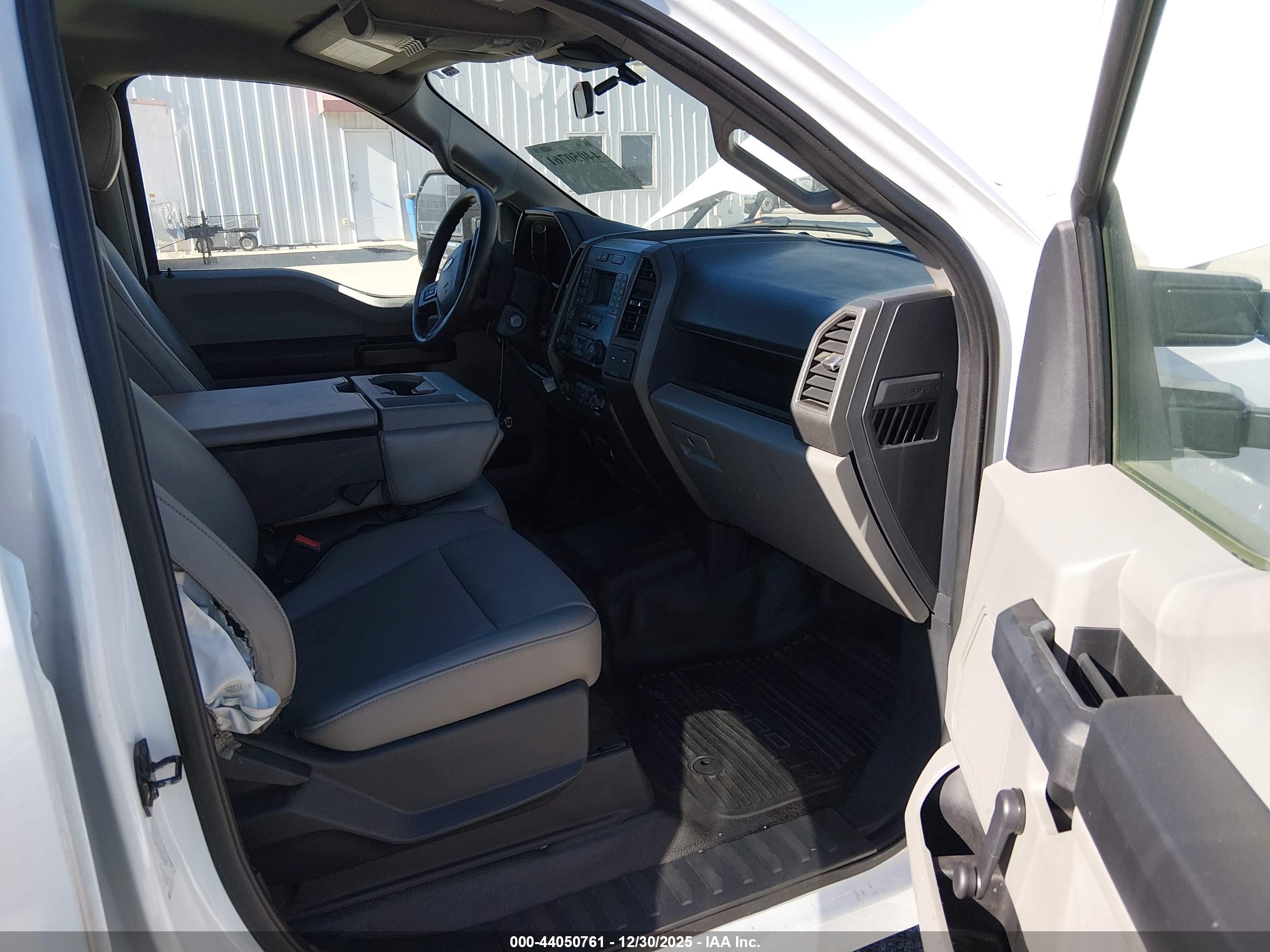 FORD F-350 image 7