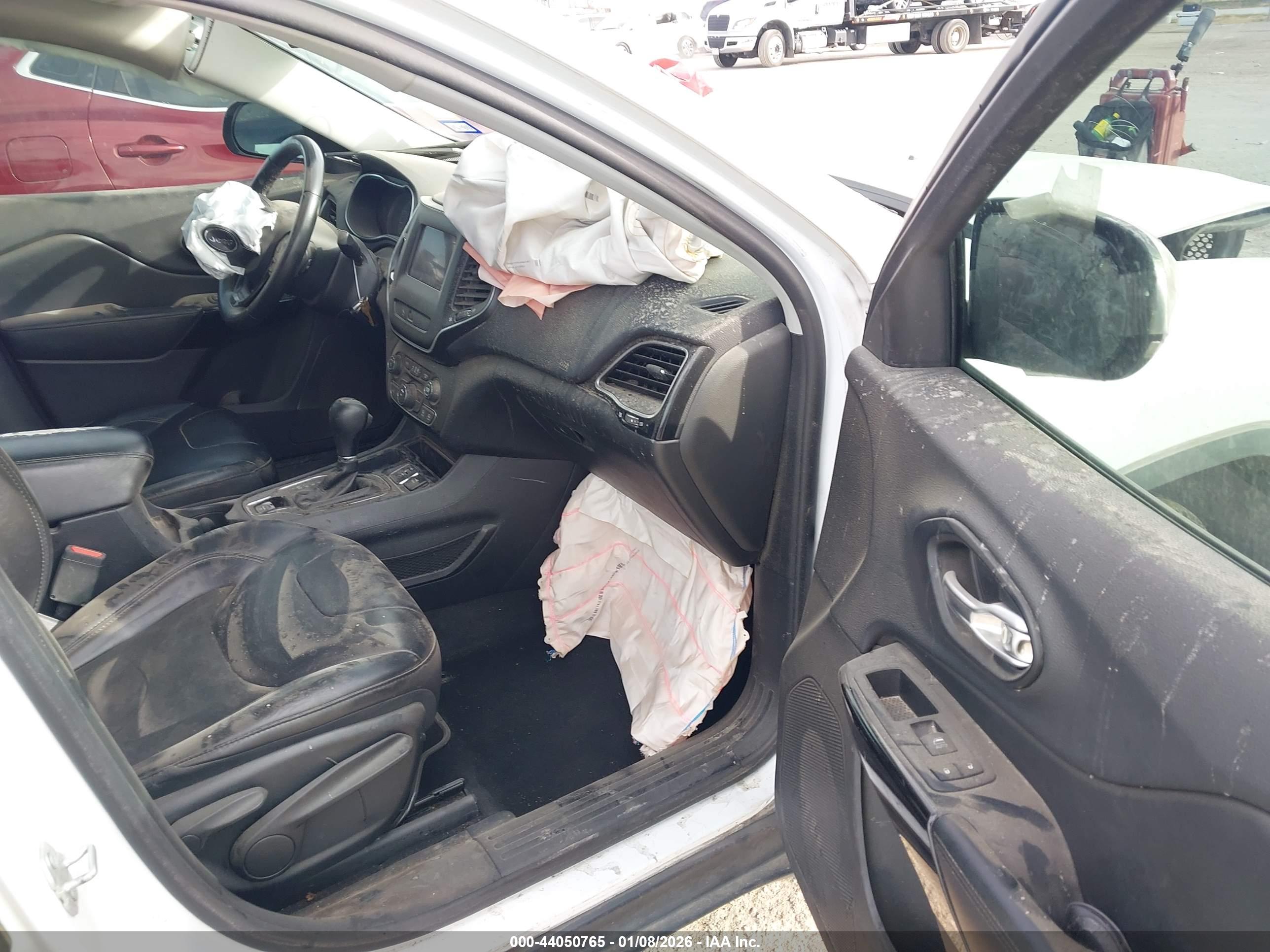 JEEP CHEROKEE image 5