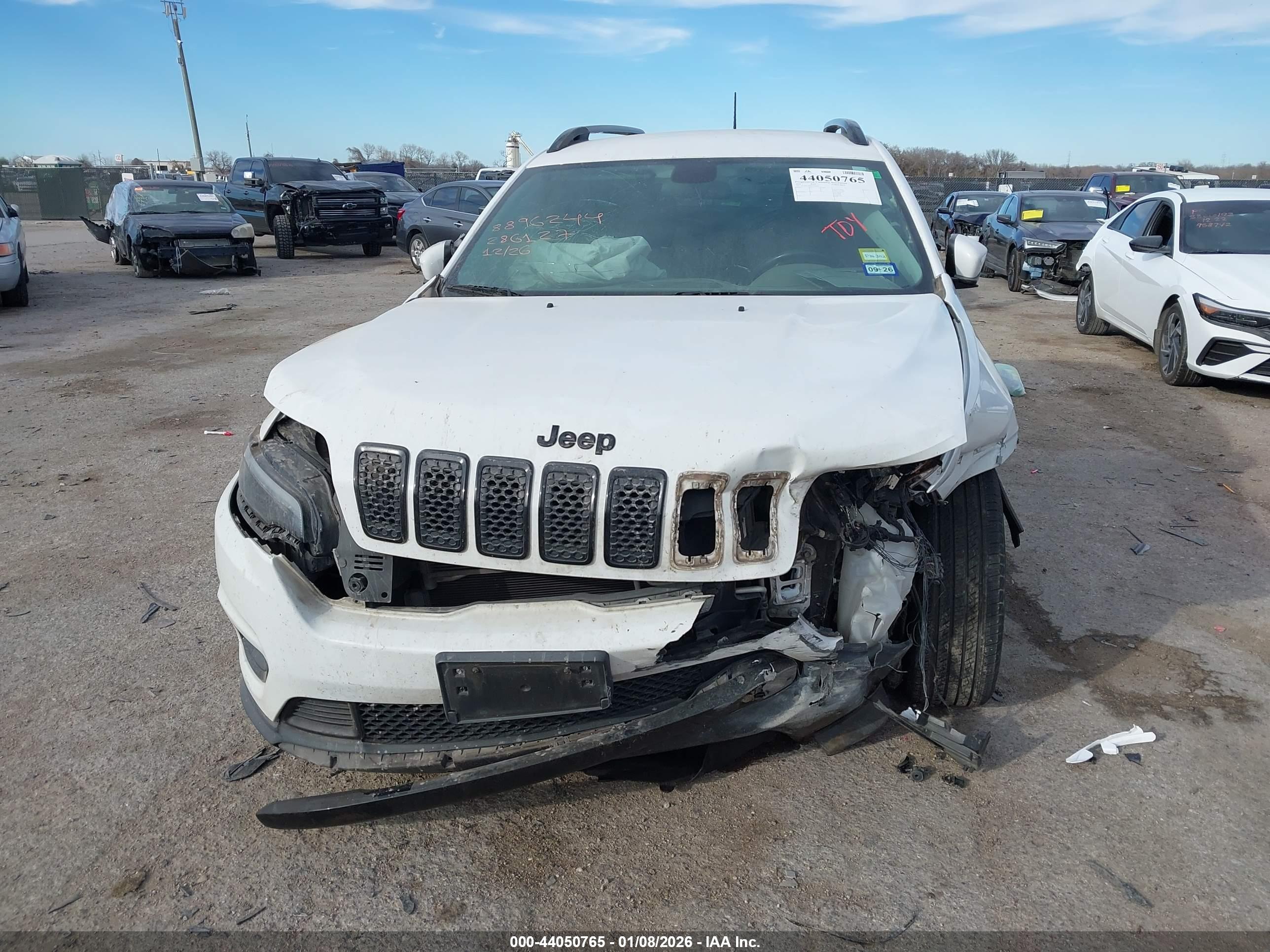 JEEP CHEROKEE image 6