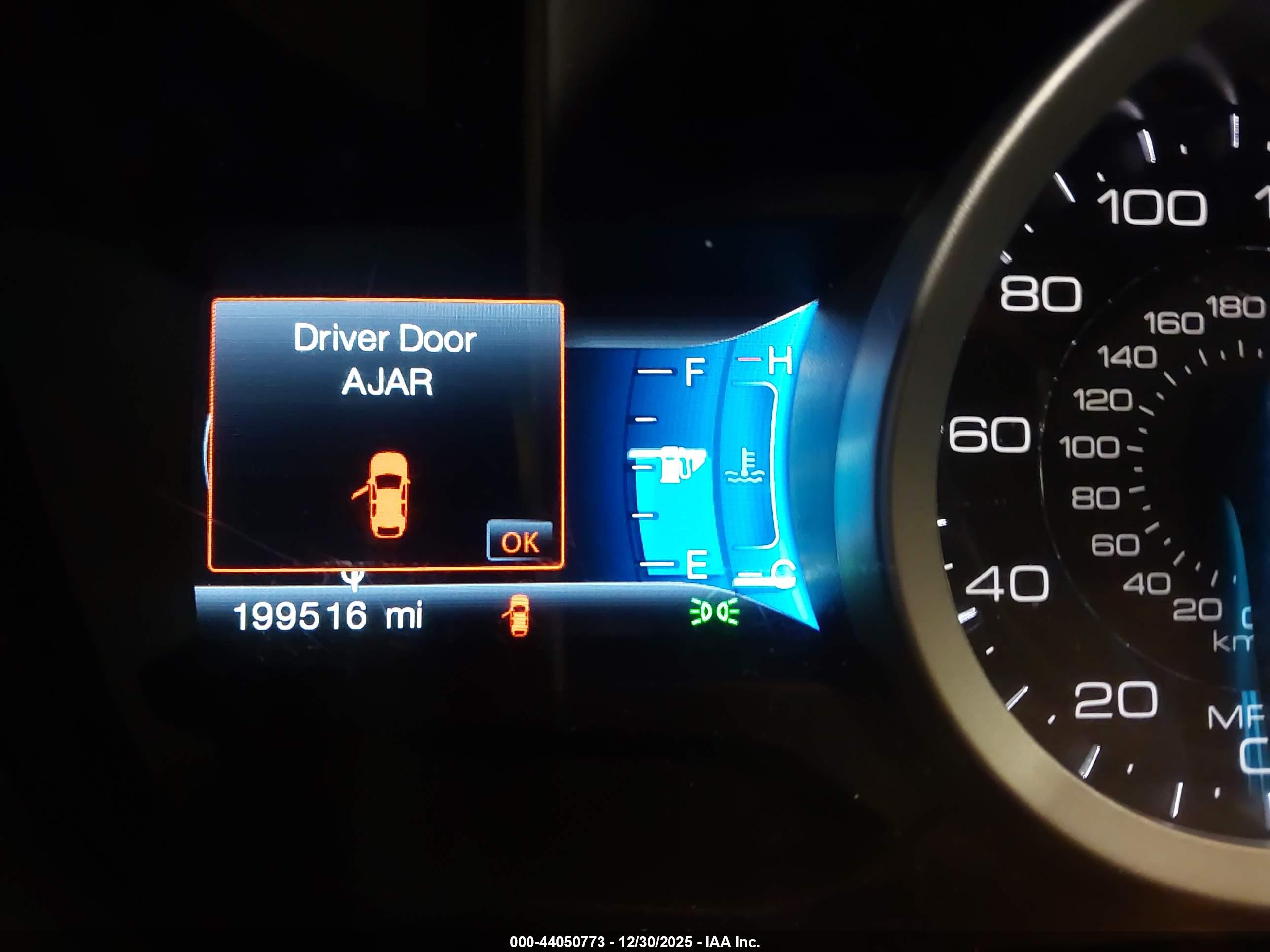 FORD EXPLORER image 7