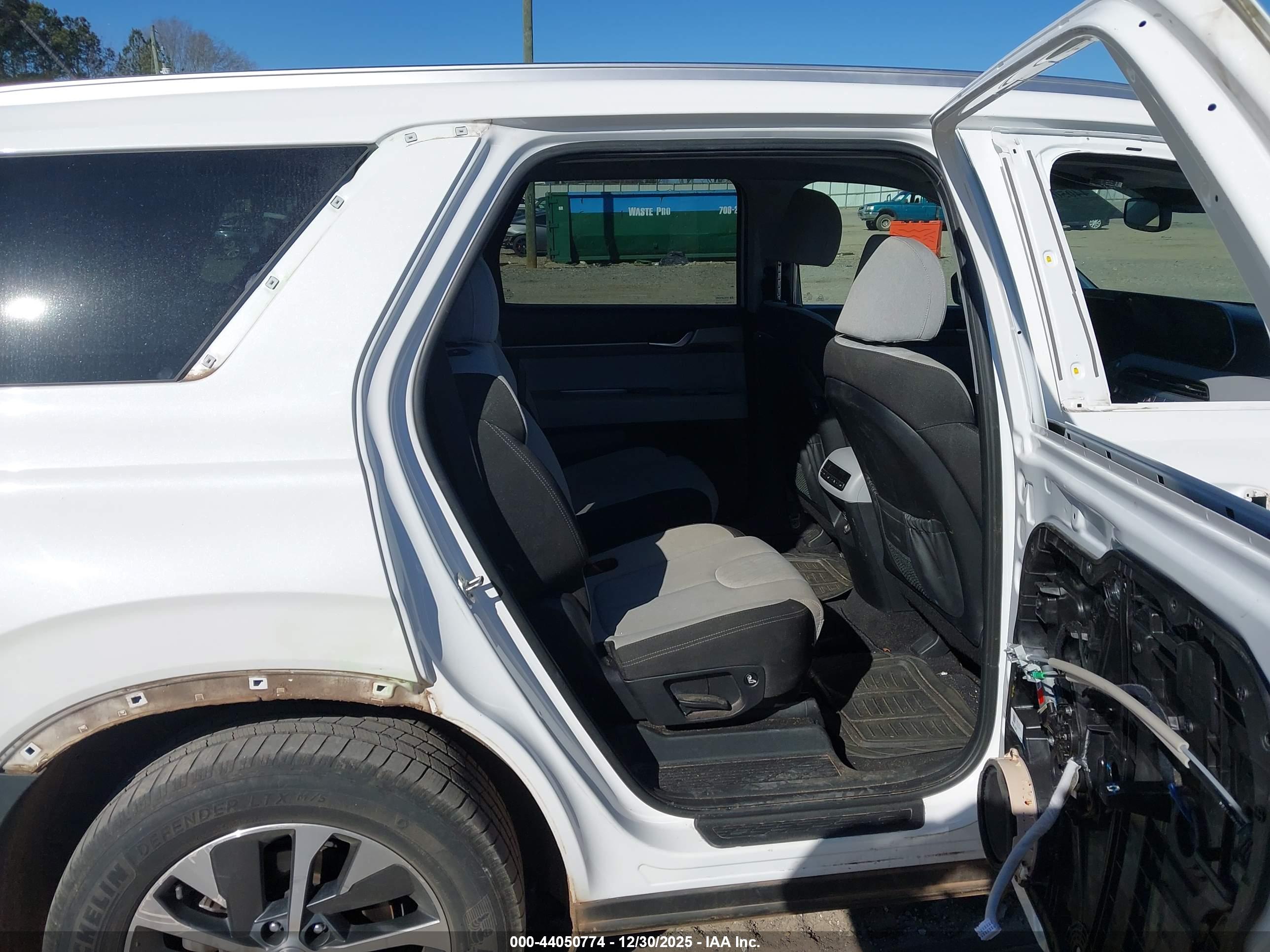 HYUNDAI PALISADE image 8